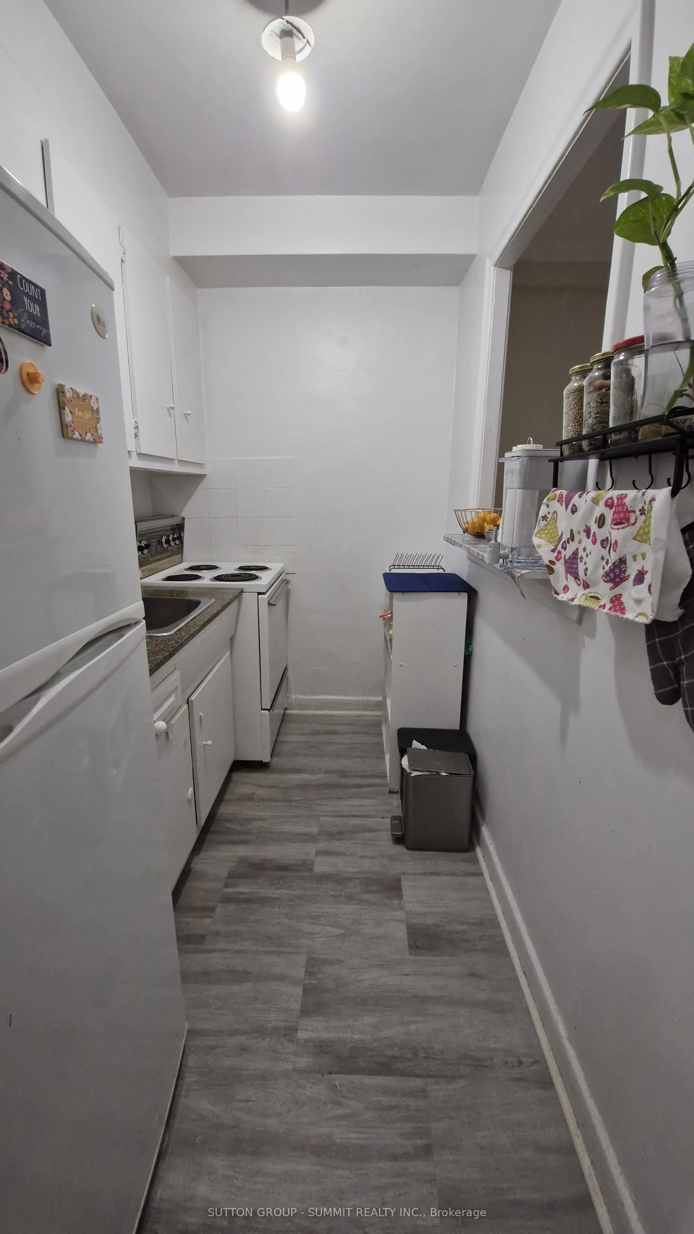 795 Vaughan Road, #107