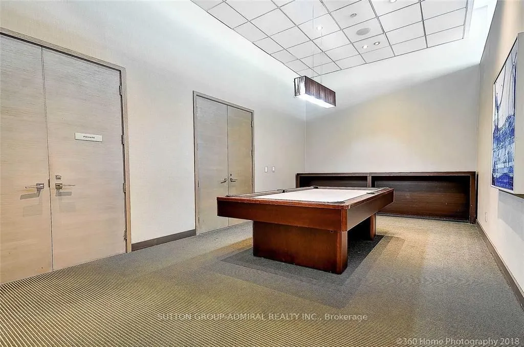 70 Roehampton Avenue, #512