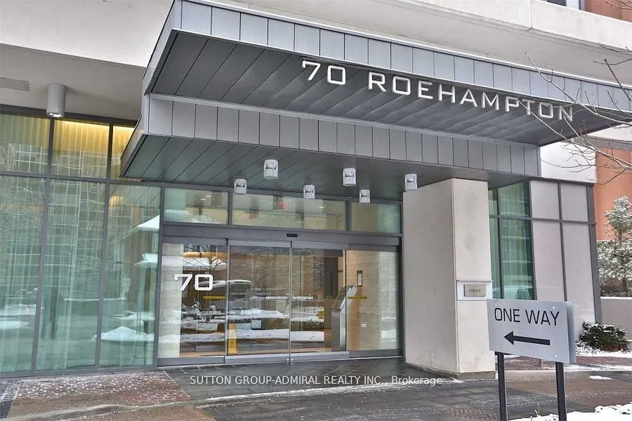 70 Roehampton Avenue, #512