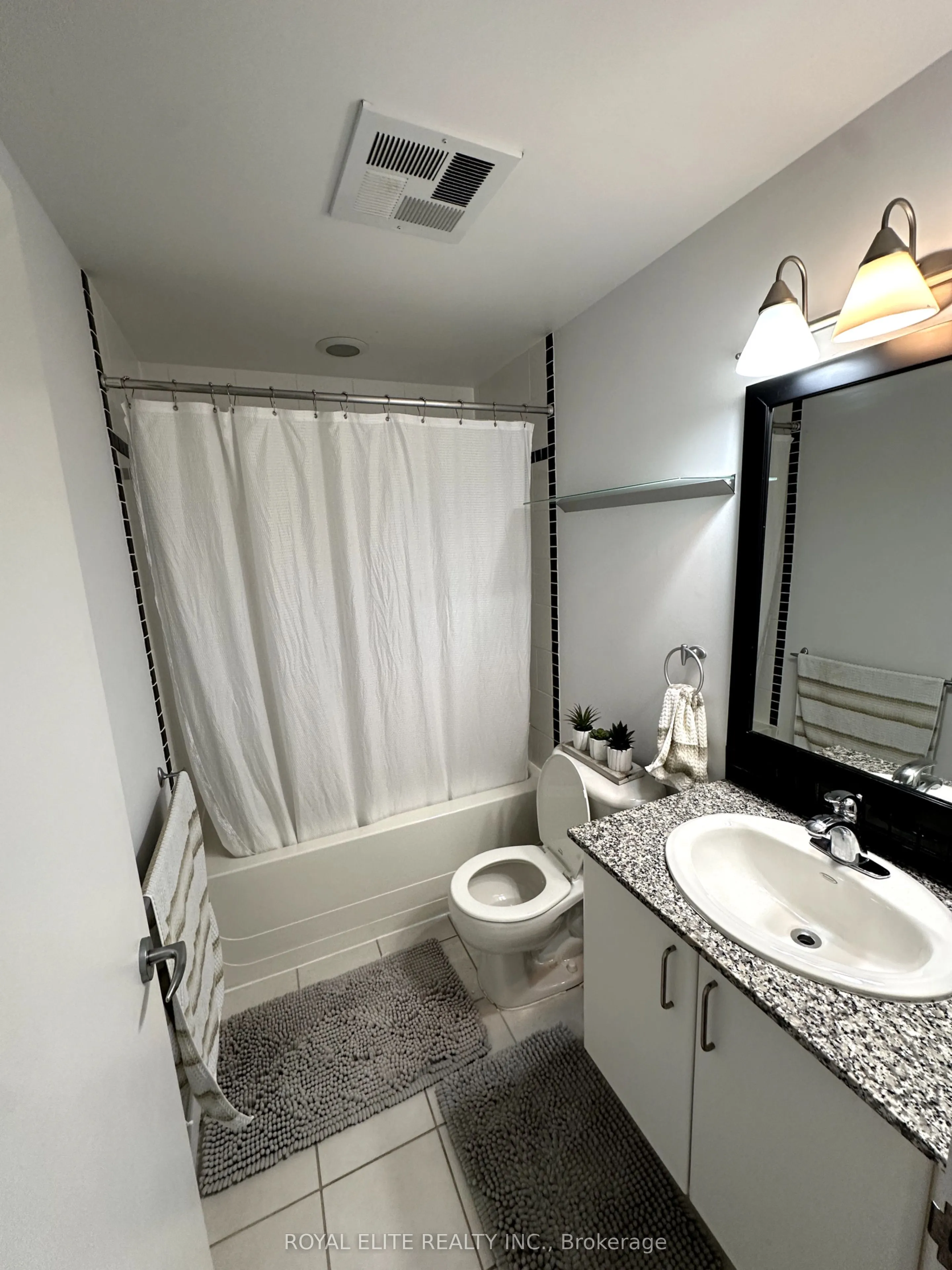 33 Sheppard Avenue E, #3103
