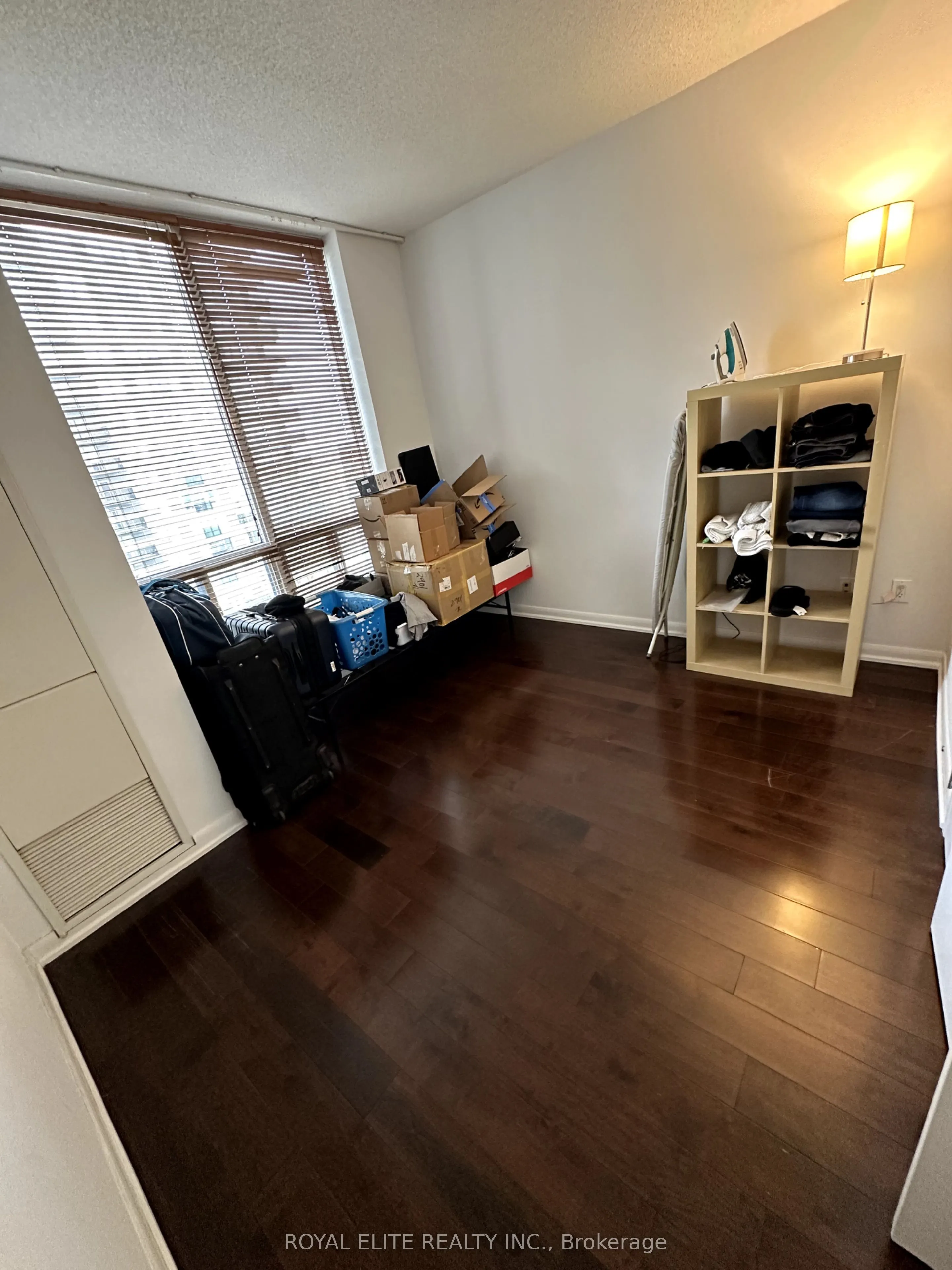 33 Sheppard Avenue E, #3103