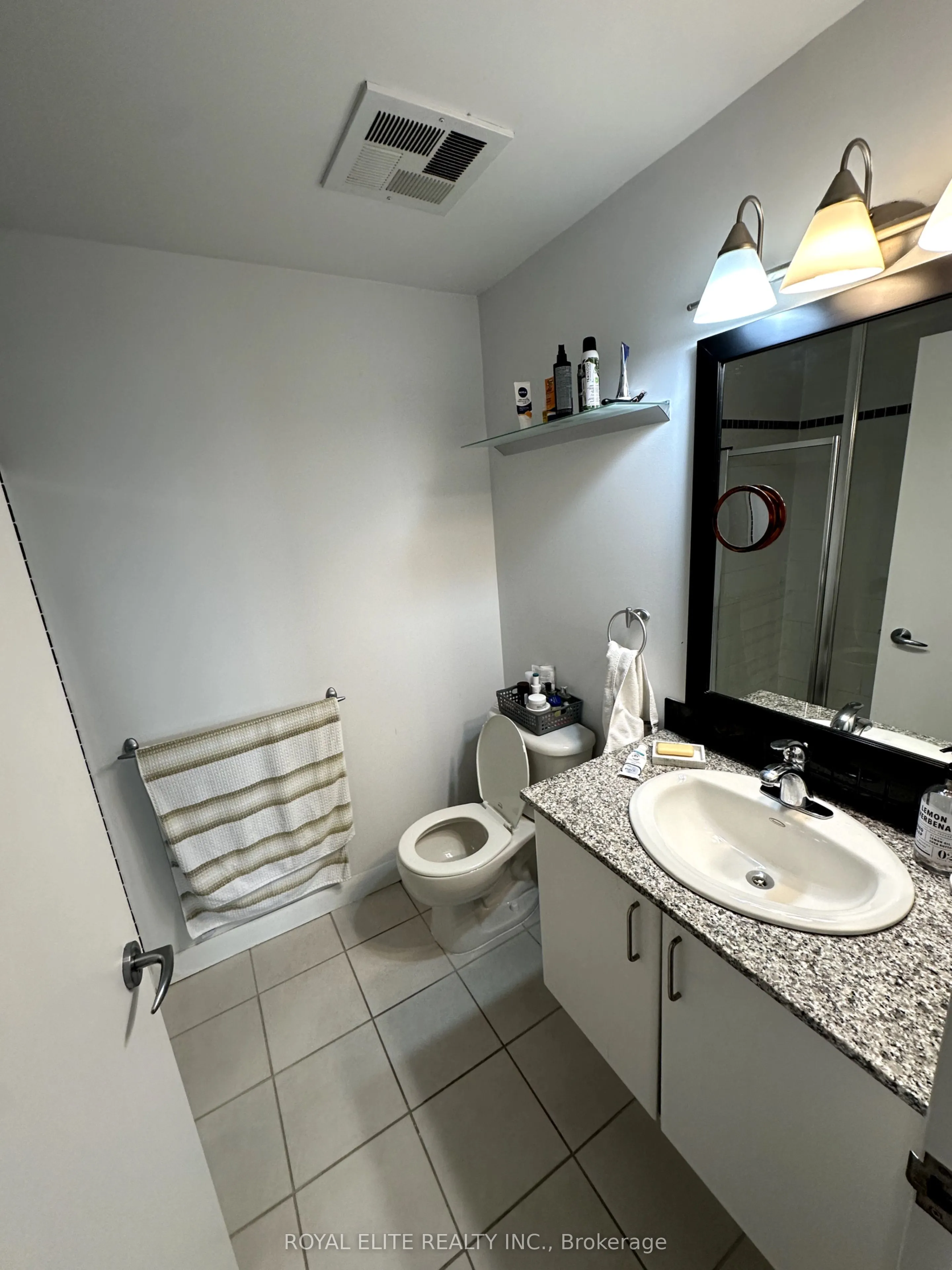 33 Sheppard Avenue E, #3103