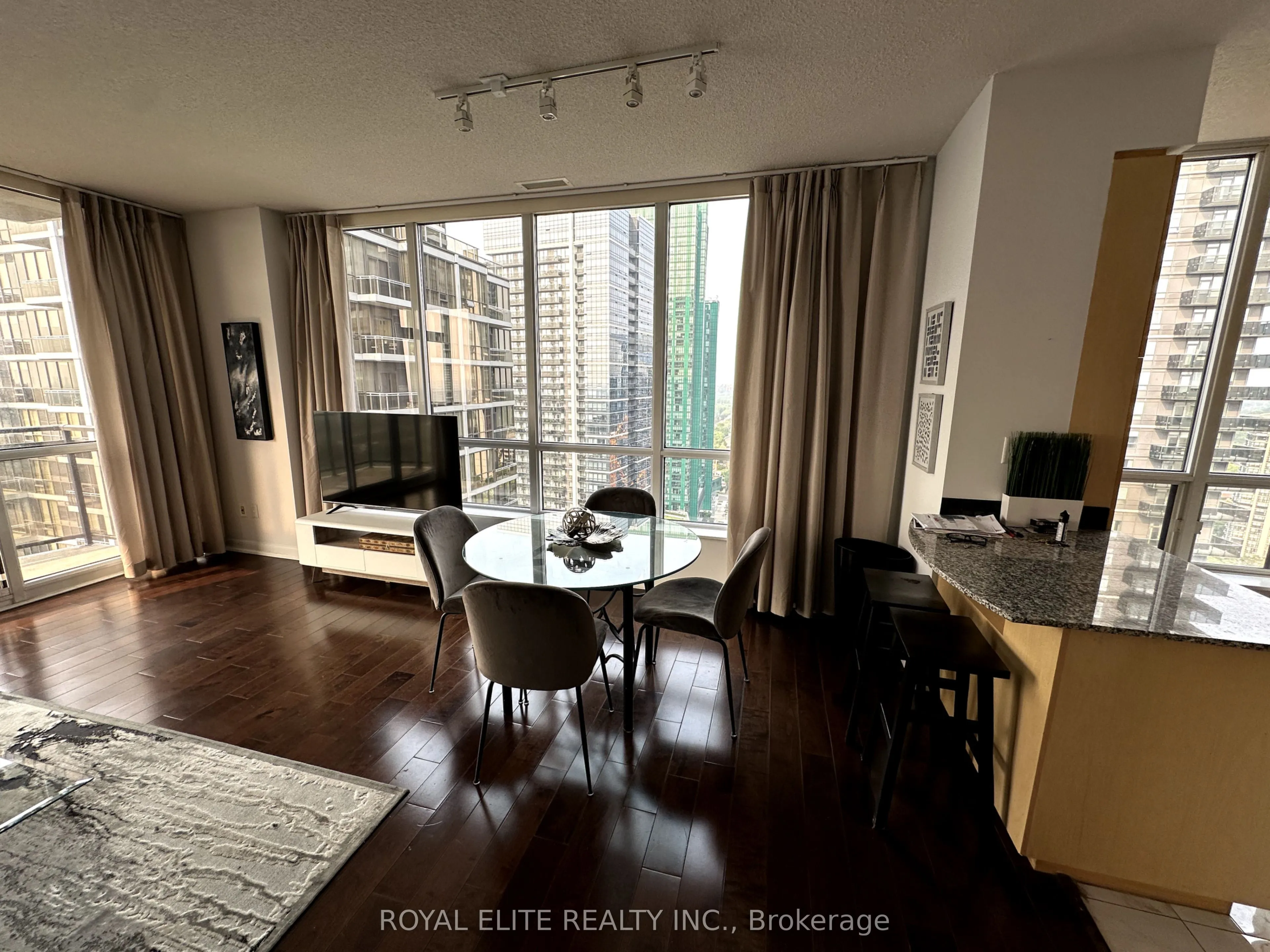 33 Sheppard Avenue E, #3103
