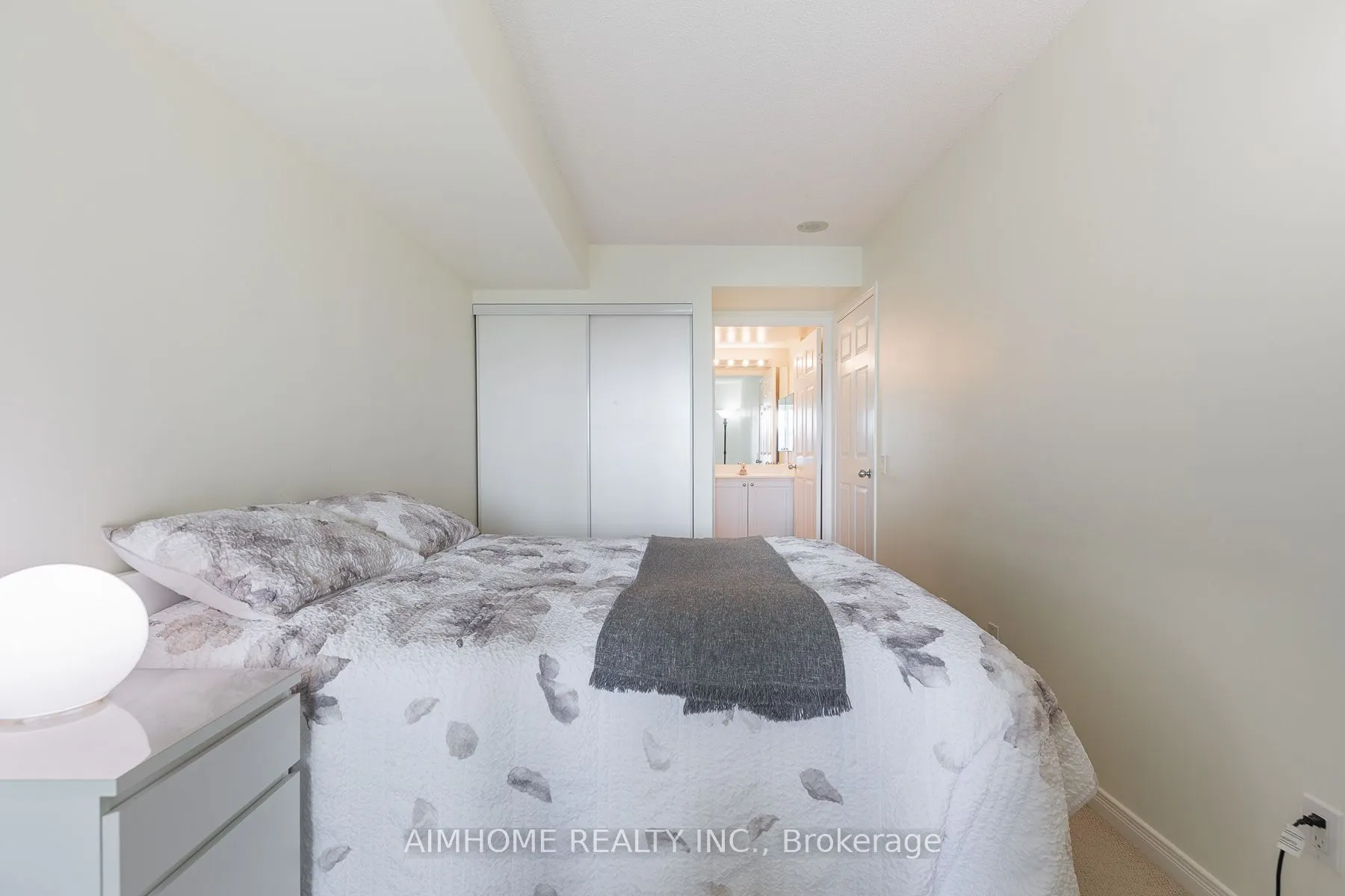 30 Harrison Garden Boulevard, #1106