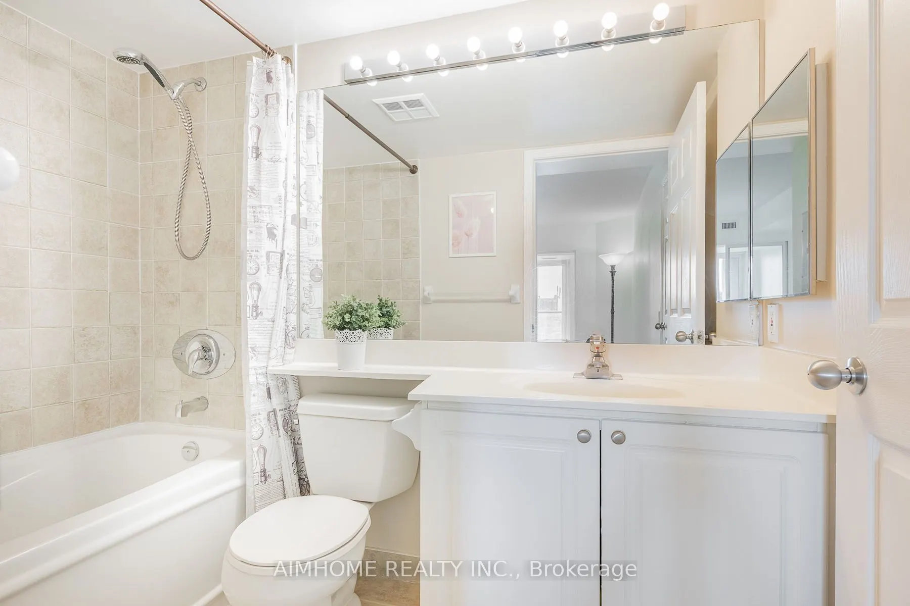 30 Harrison Garden Boulevard, #1106