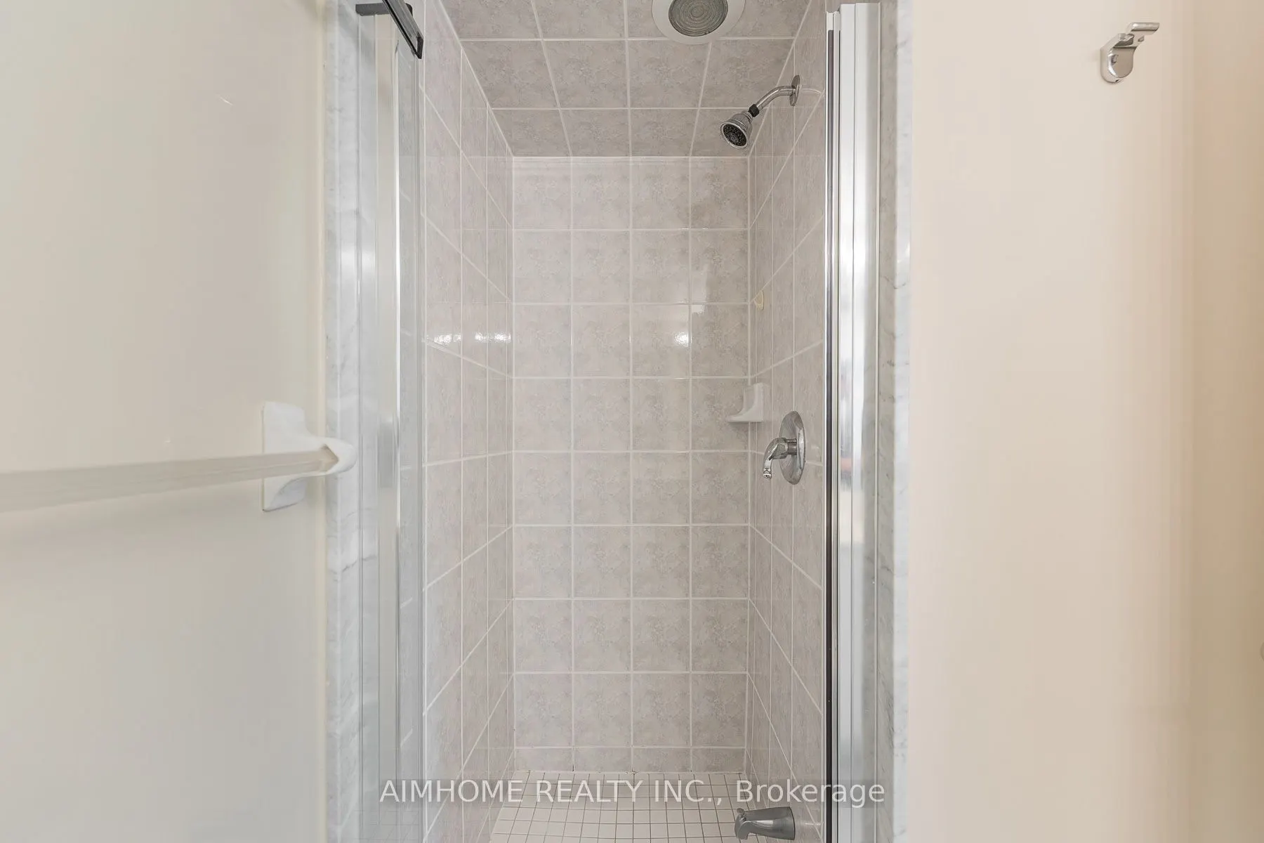 30 Harrison Garden Boulevard, #1106