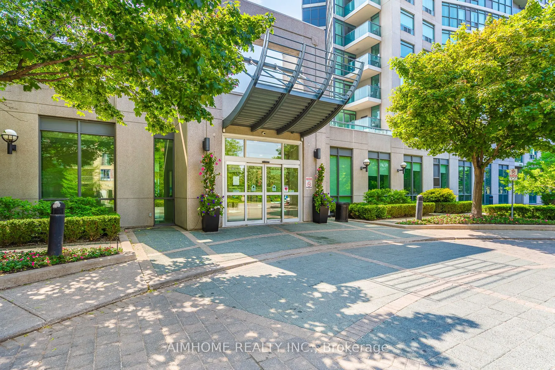 30 Harrison Garden Boulevard, #1106