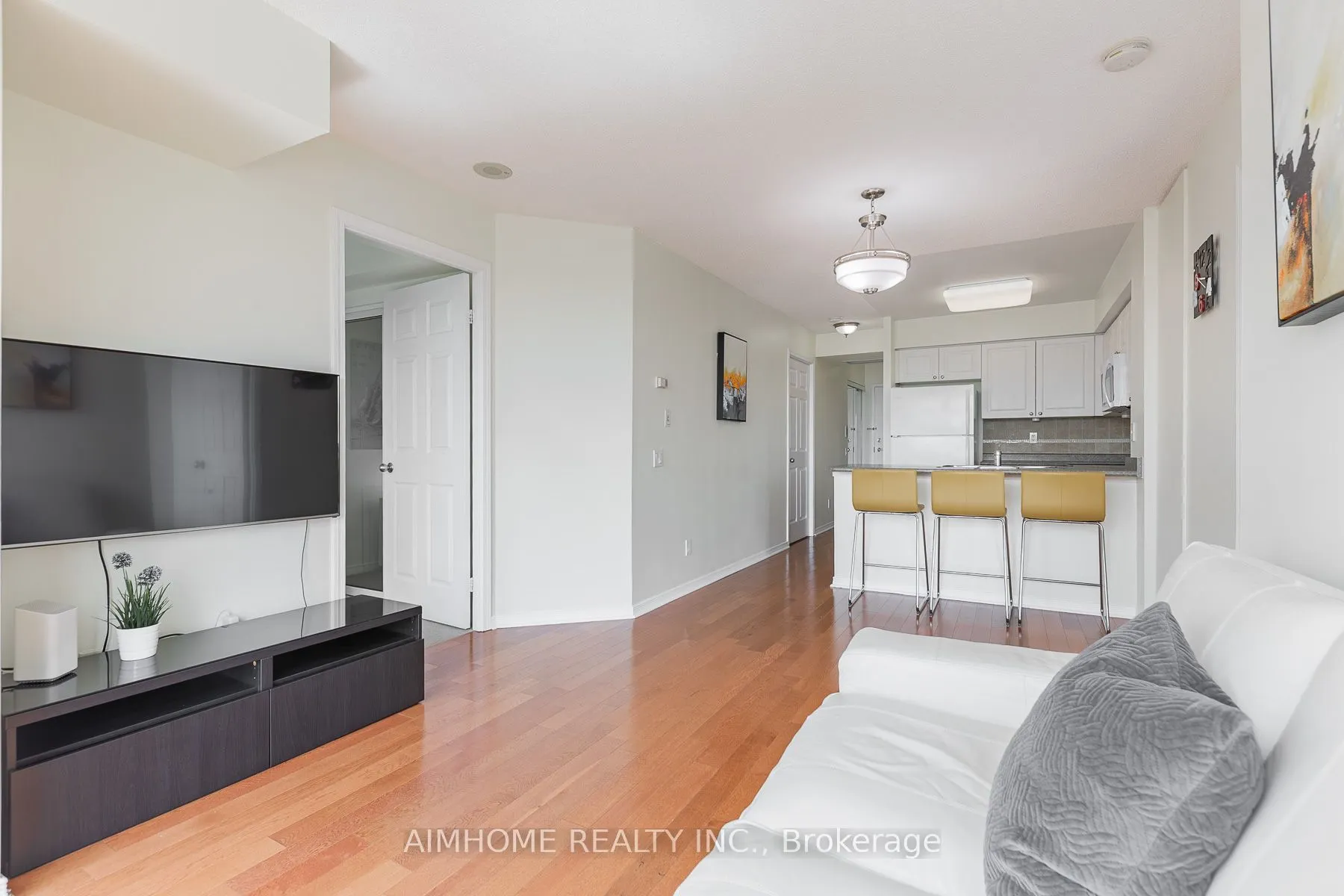 30 Harrison Garden Boulevard, #1106