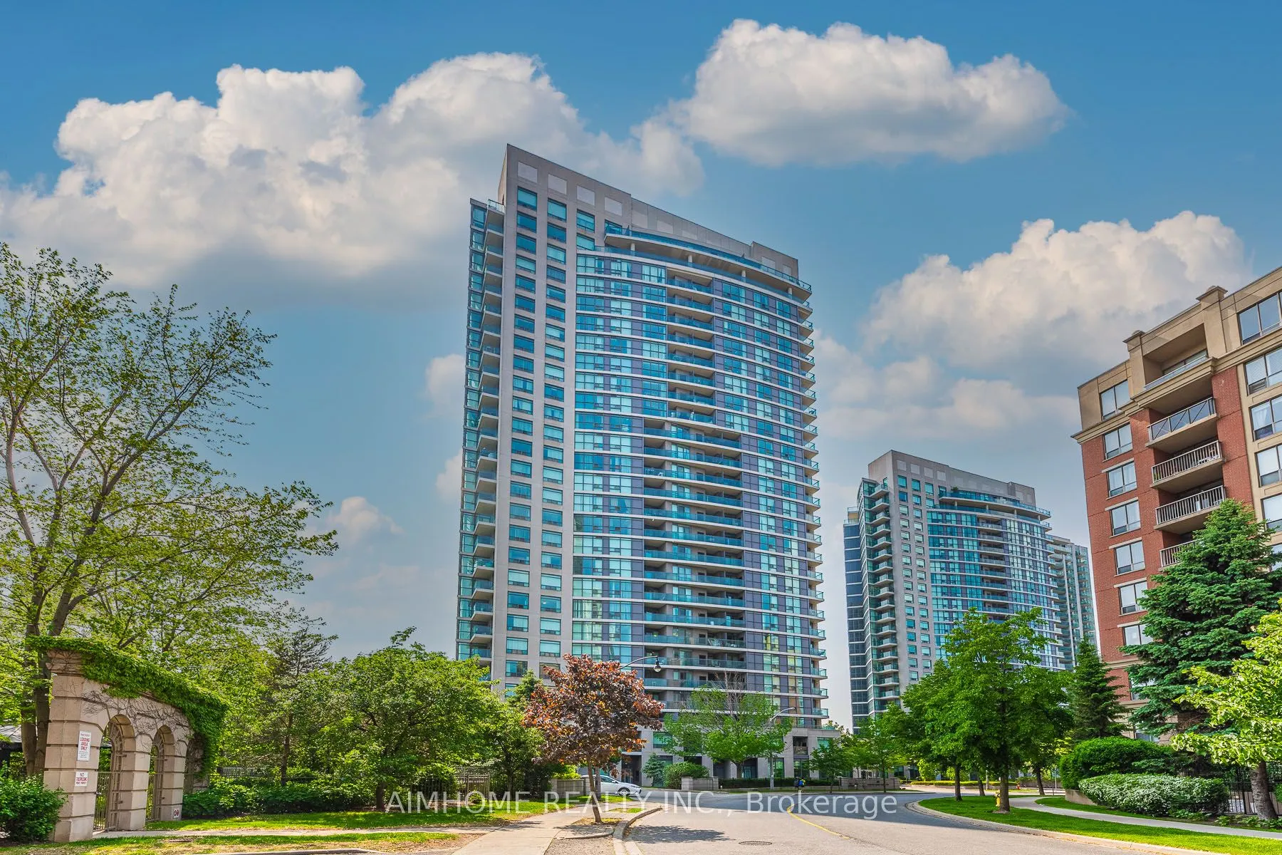 30 Harrison Garden Boulevard, #1106