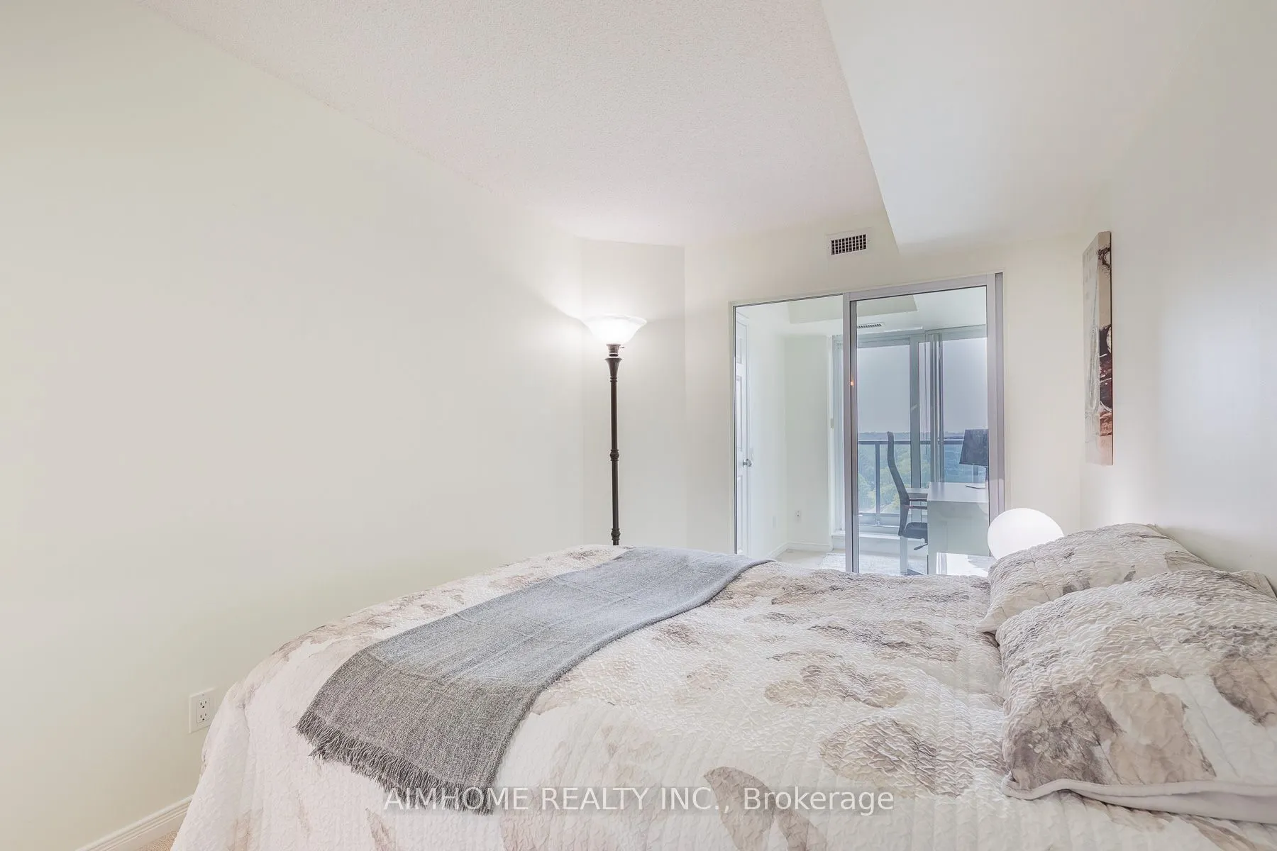 30 Harrison Garden Boulevard, #1106