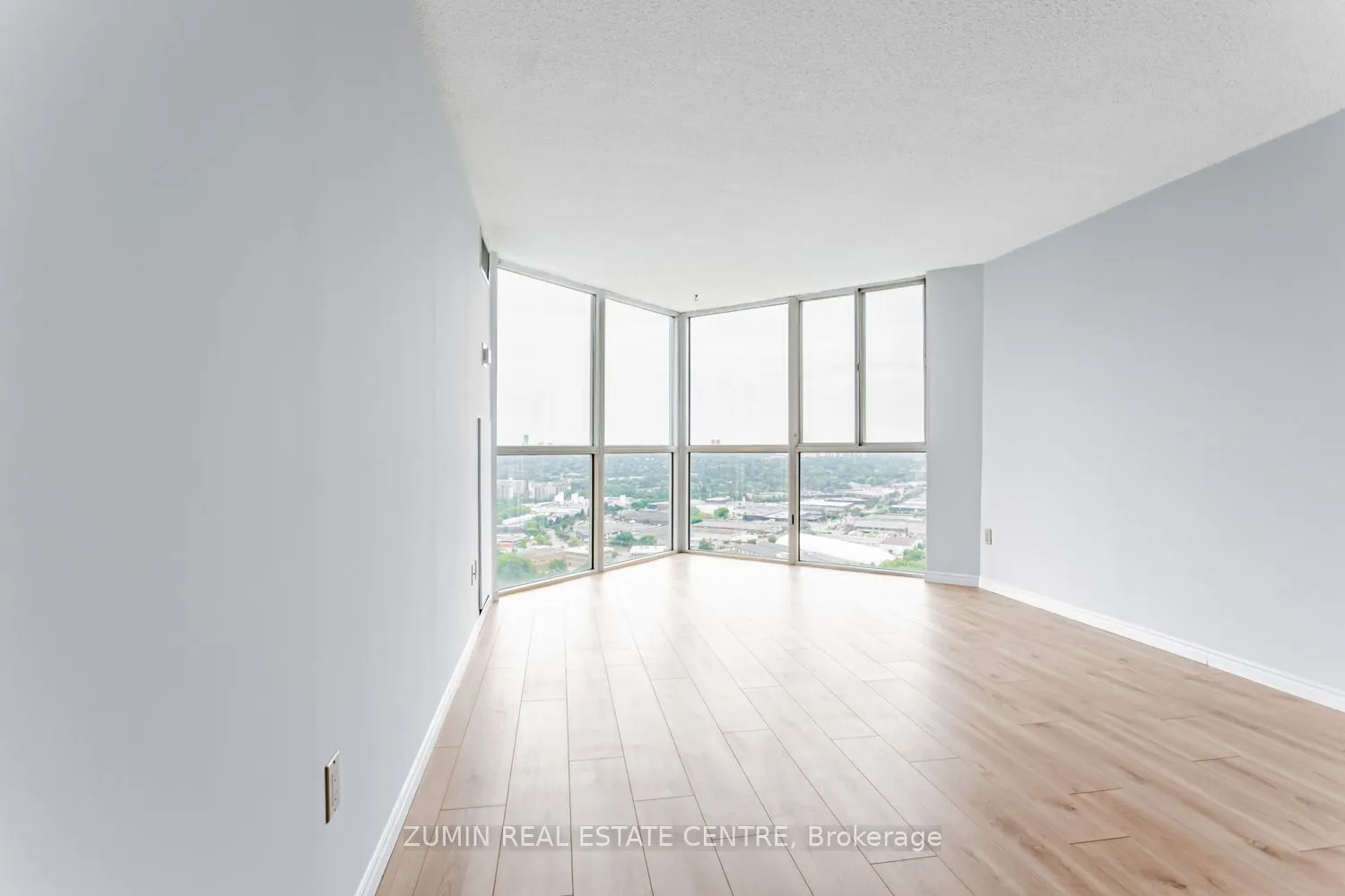 7 Concorde Place, #3312