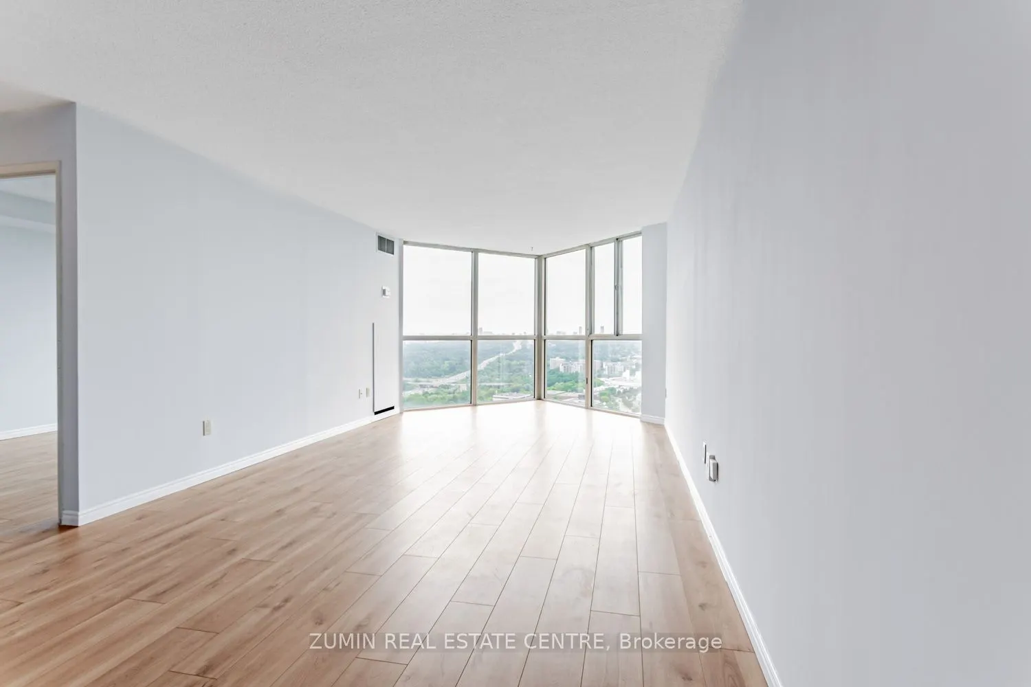 7 Concorde Place, #3312