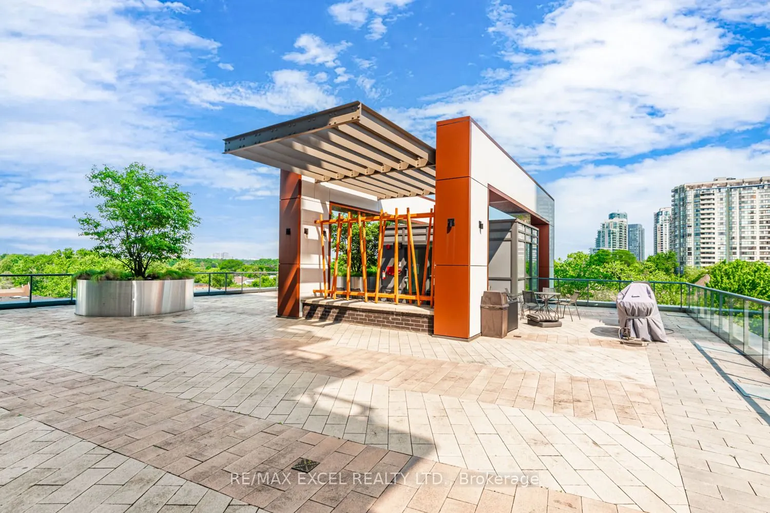 68 Canterbury Place, #1507
