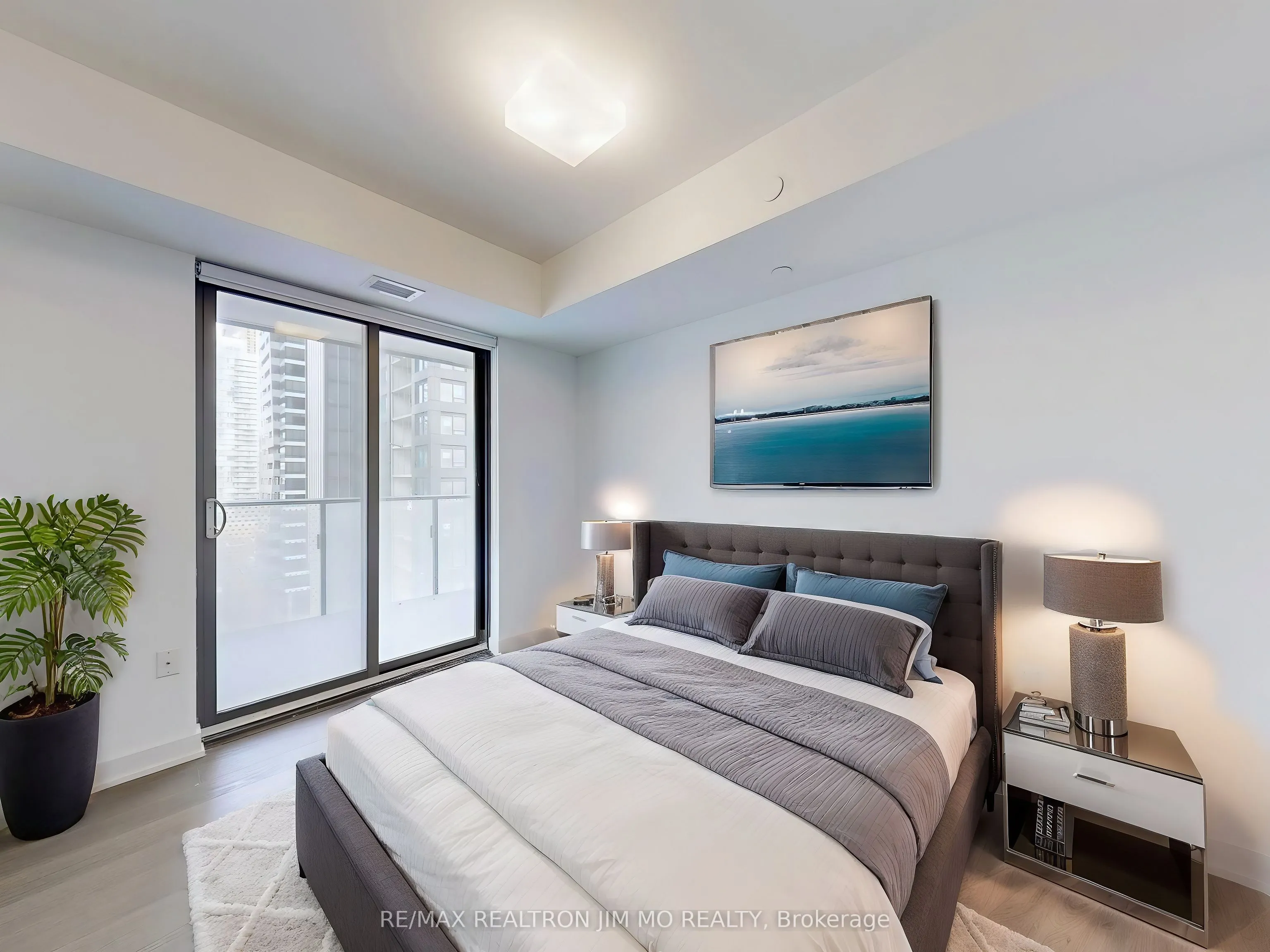 11 Wellesley Street W, #1208