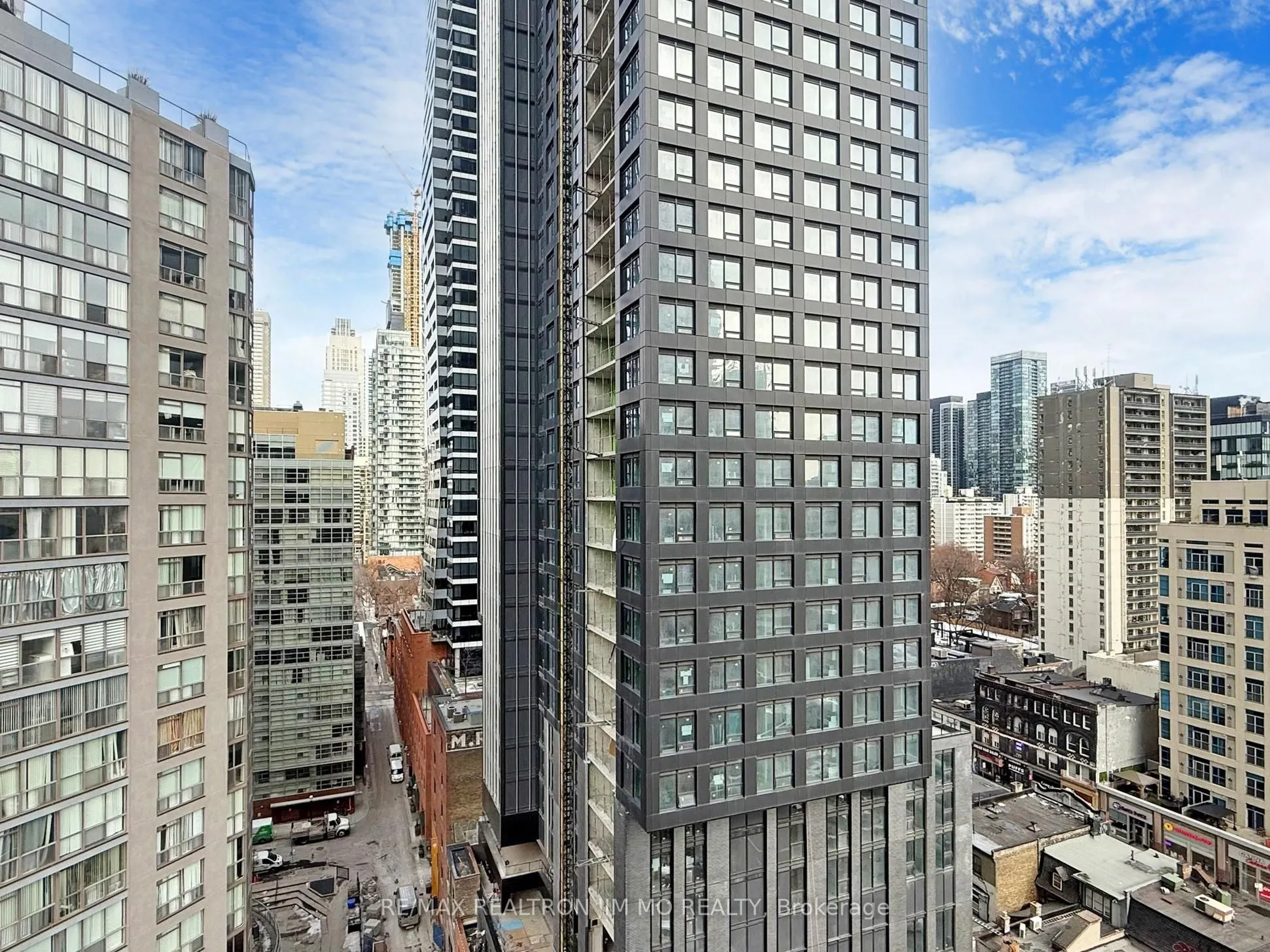 11 Wellesley Street W, #1208