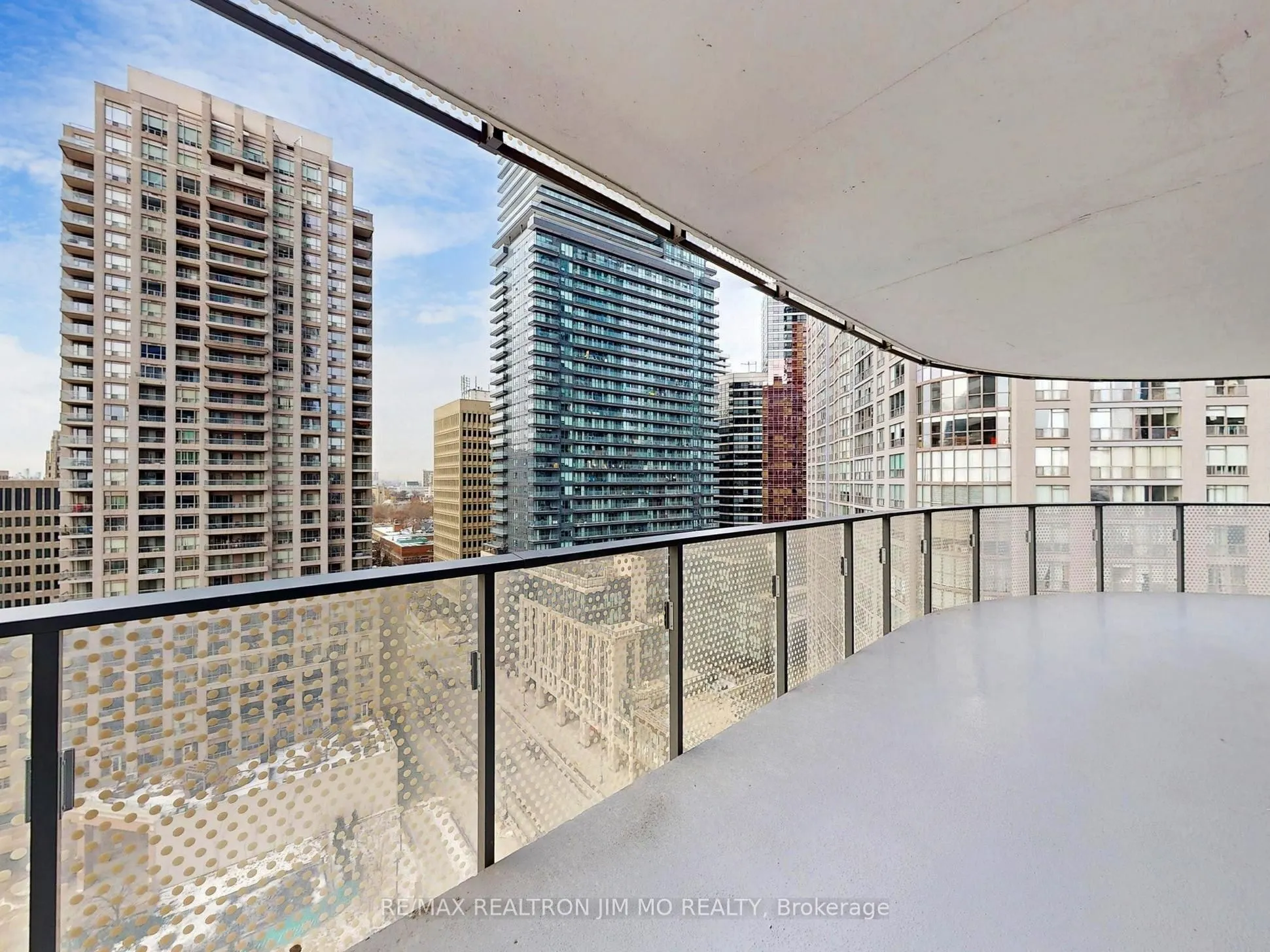 11 Wellesley Street W, #1208
