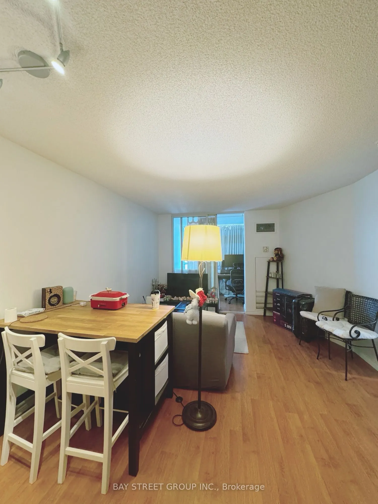 24 Wellesley Street W, #1512