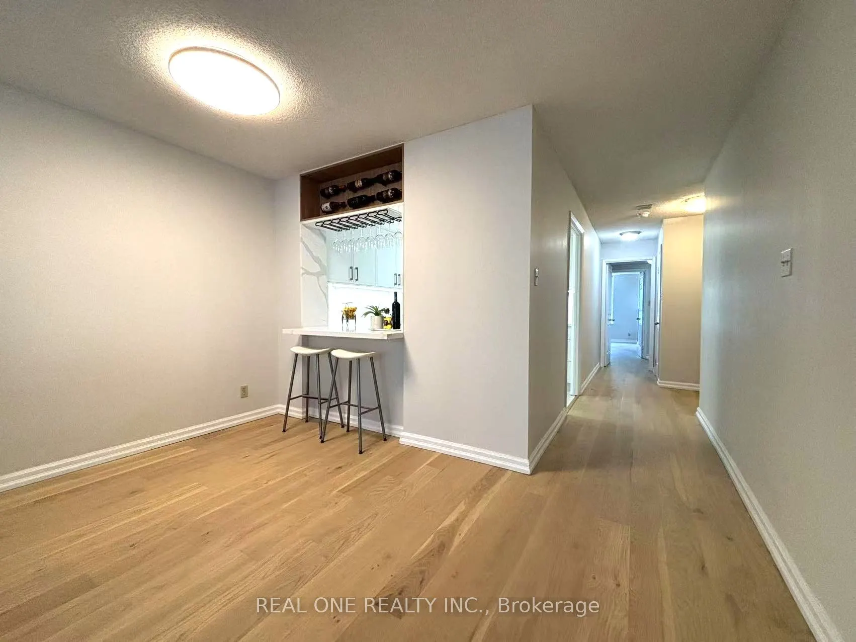 711 Bay Street, #1012