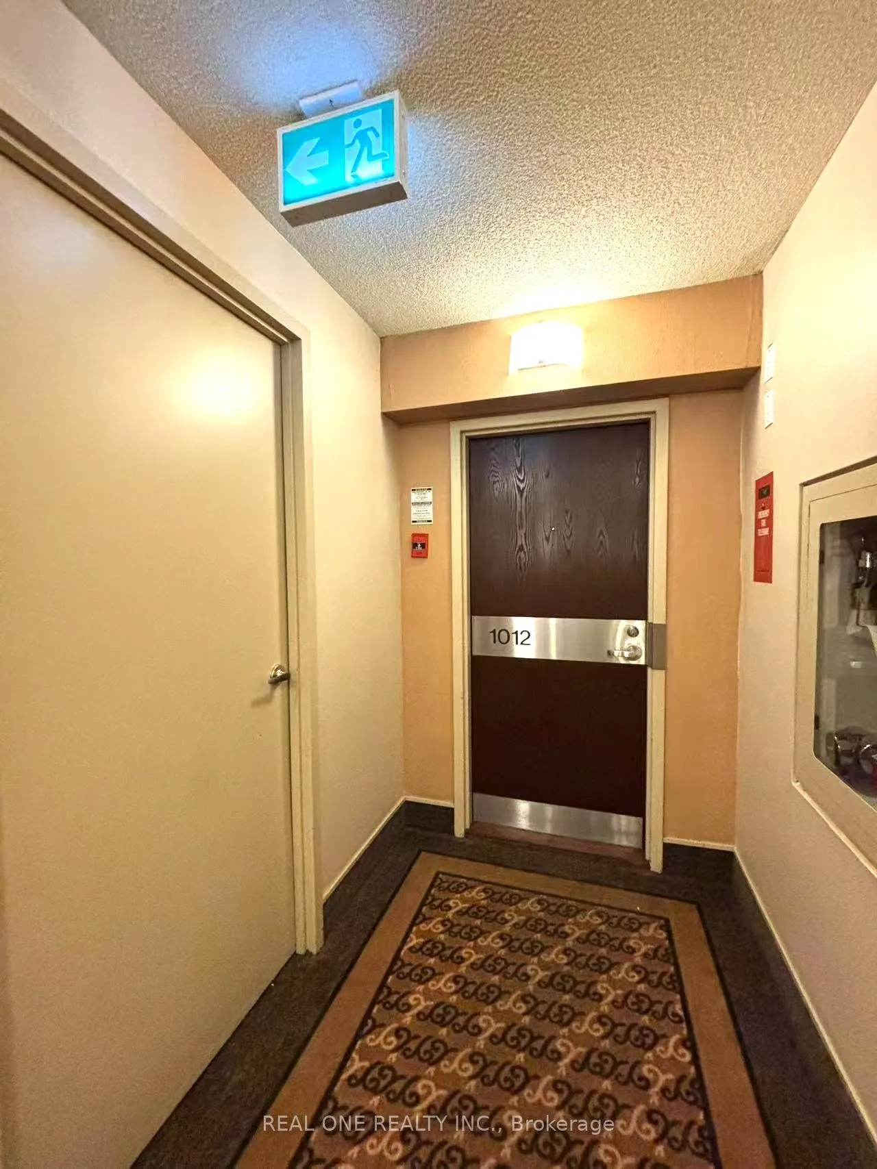 711 Bay Street, #1012