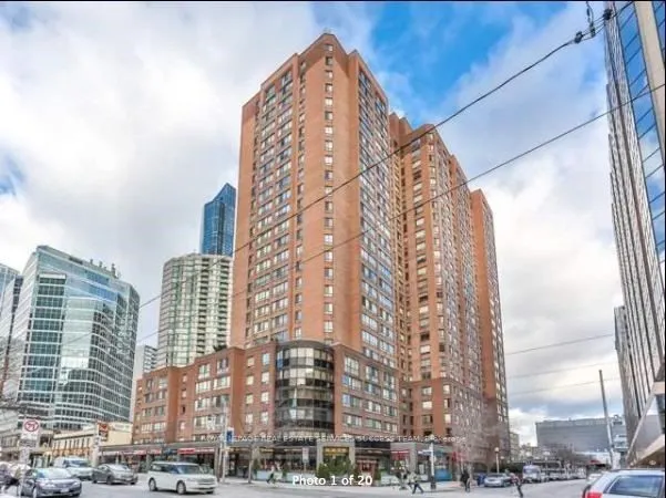 633 Bay Street, #2210