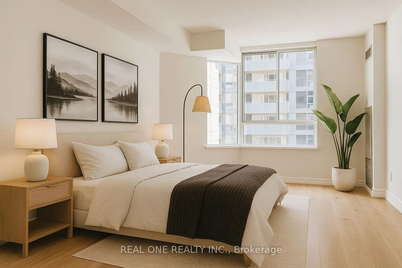 711 Bay Street, #1012