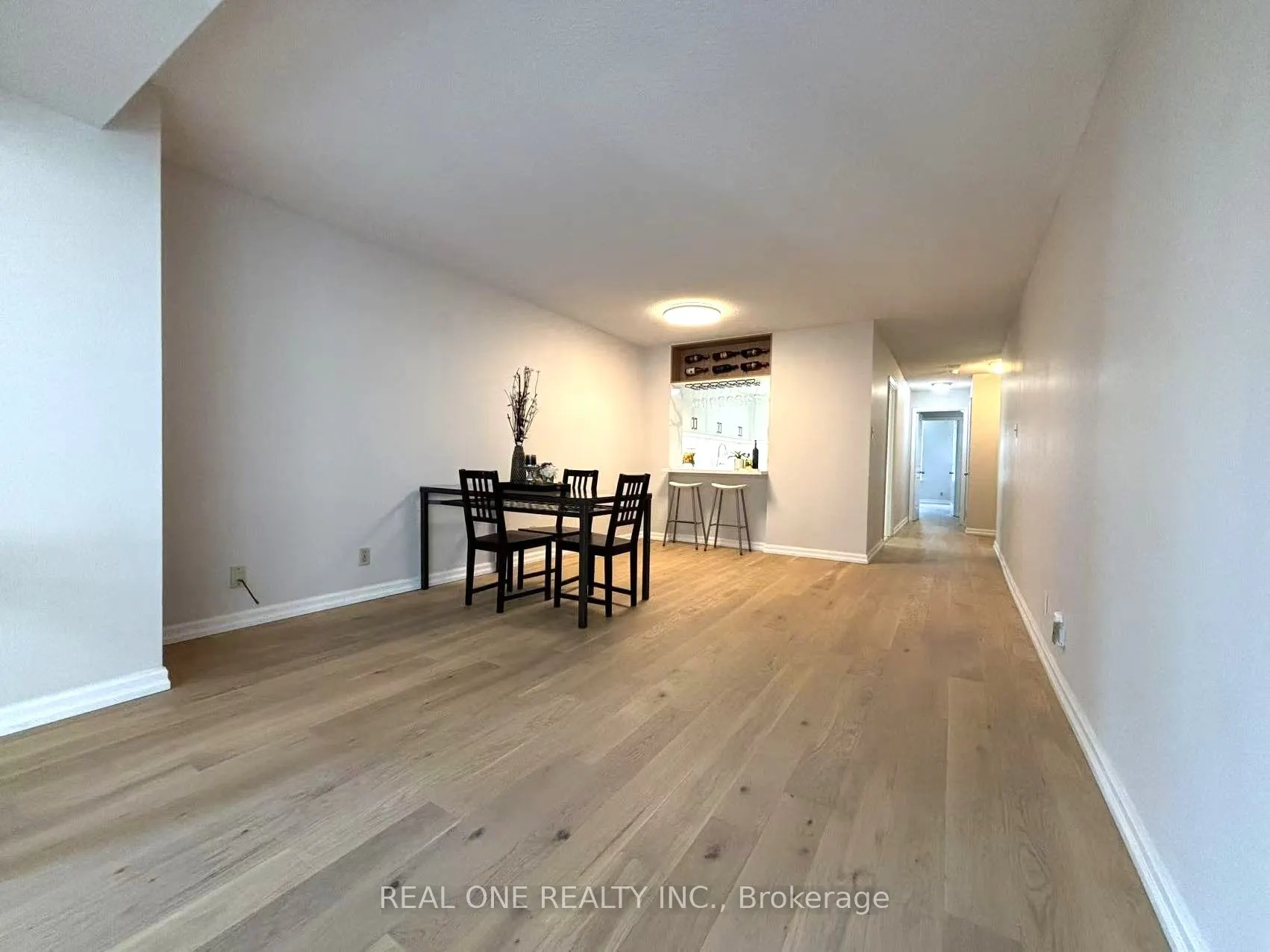 711 Bay Street, #1012