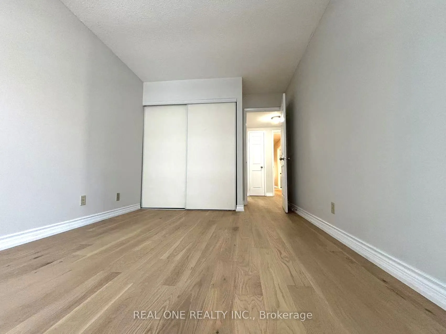 711 Bay Street, #1012