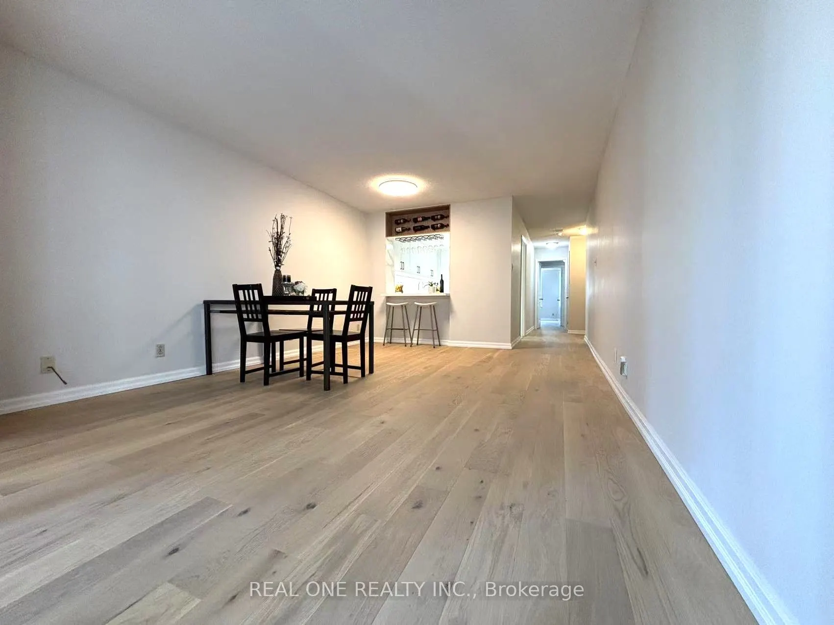 711 Bay Street, #1012