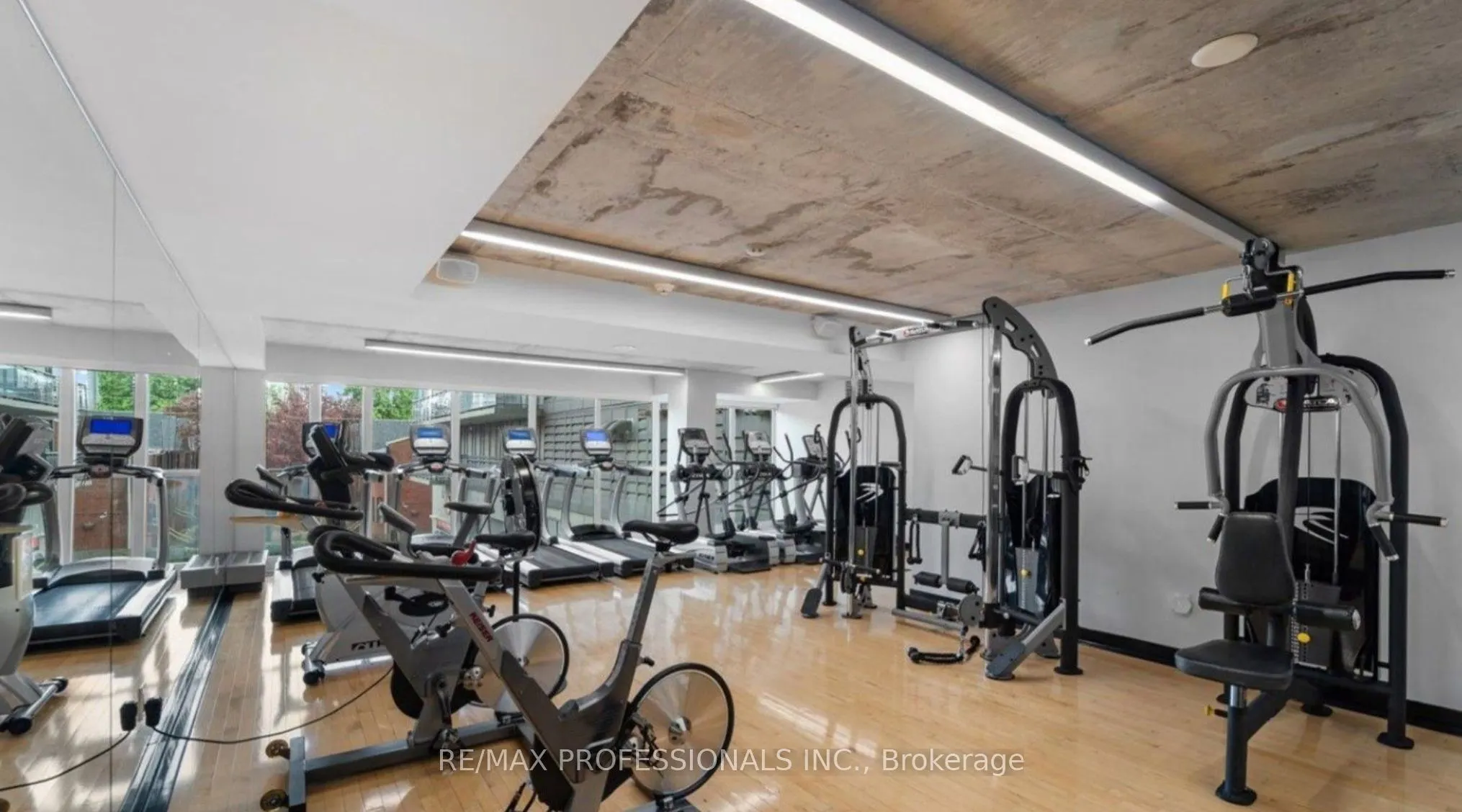 775 King St. Street W, #515