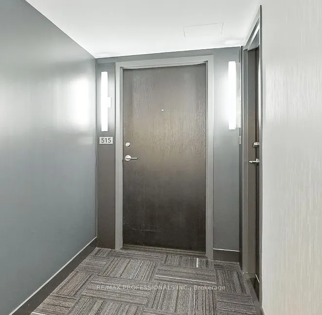 775 King St. Street W, #515