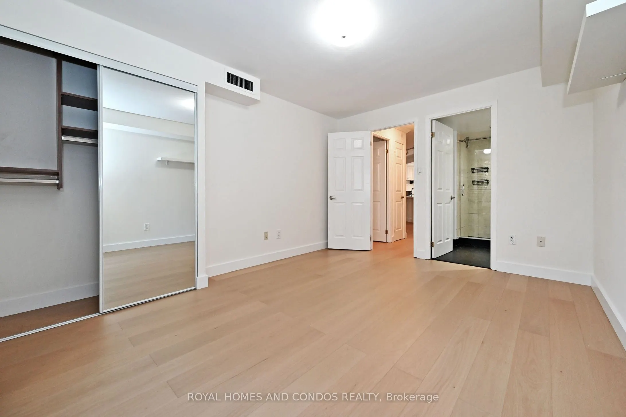 77 Maitland Place, #220