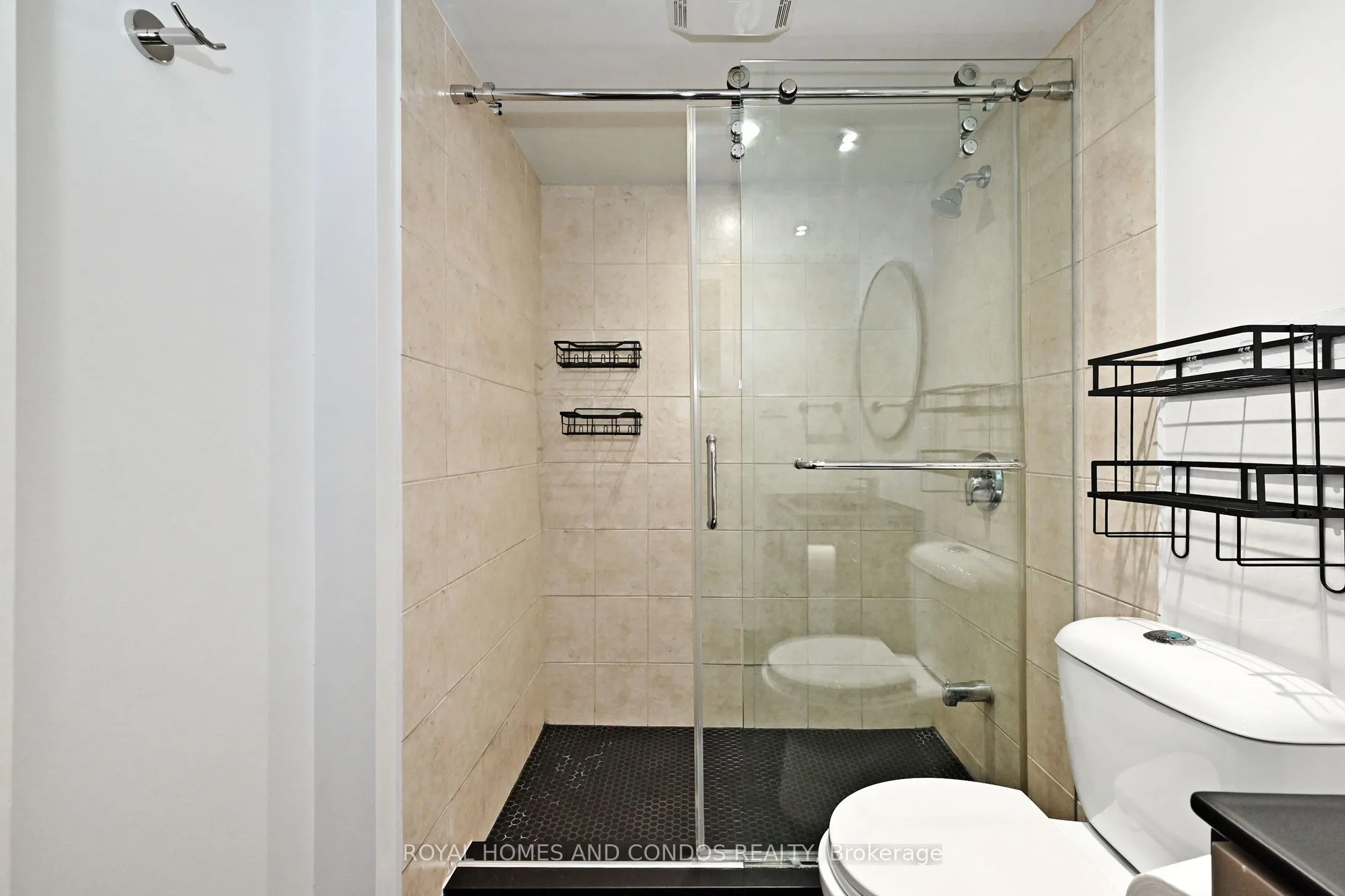 77 Maitland Place, #220
