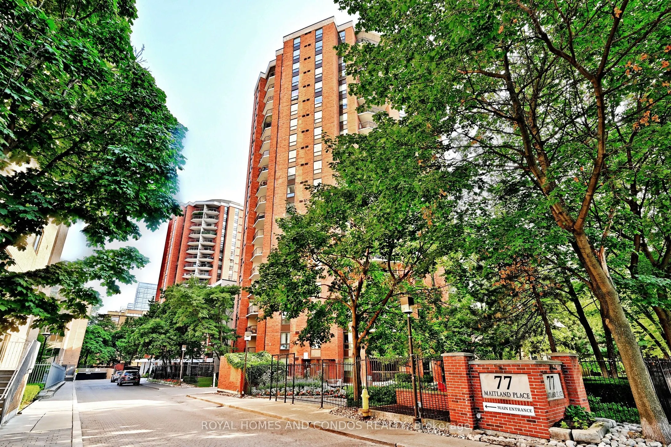 77 Maitland Place, #220