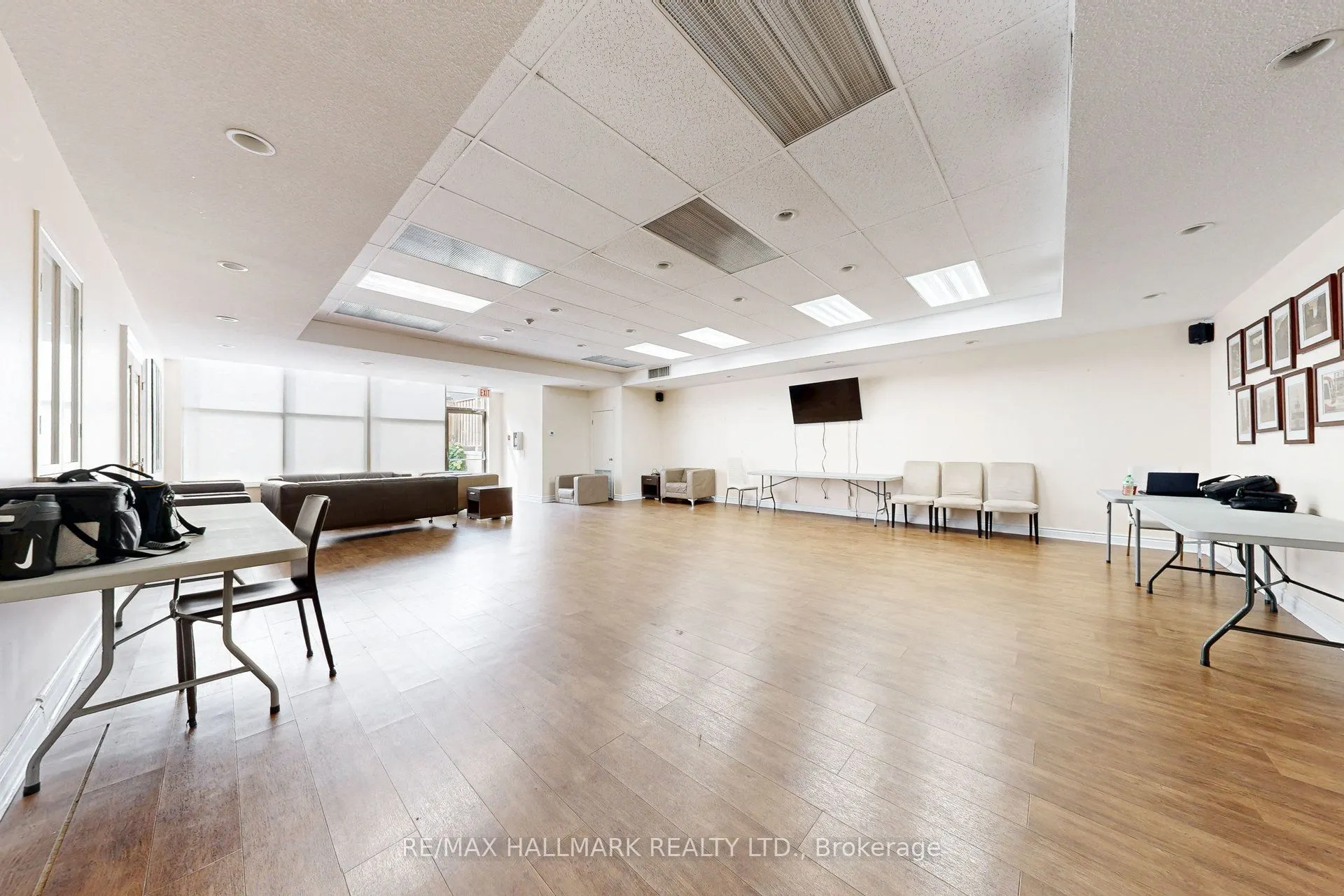 65 Scadding Avenue, #924