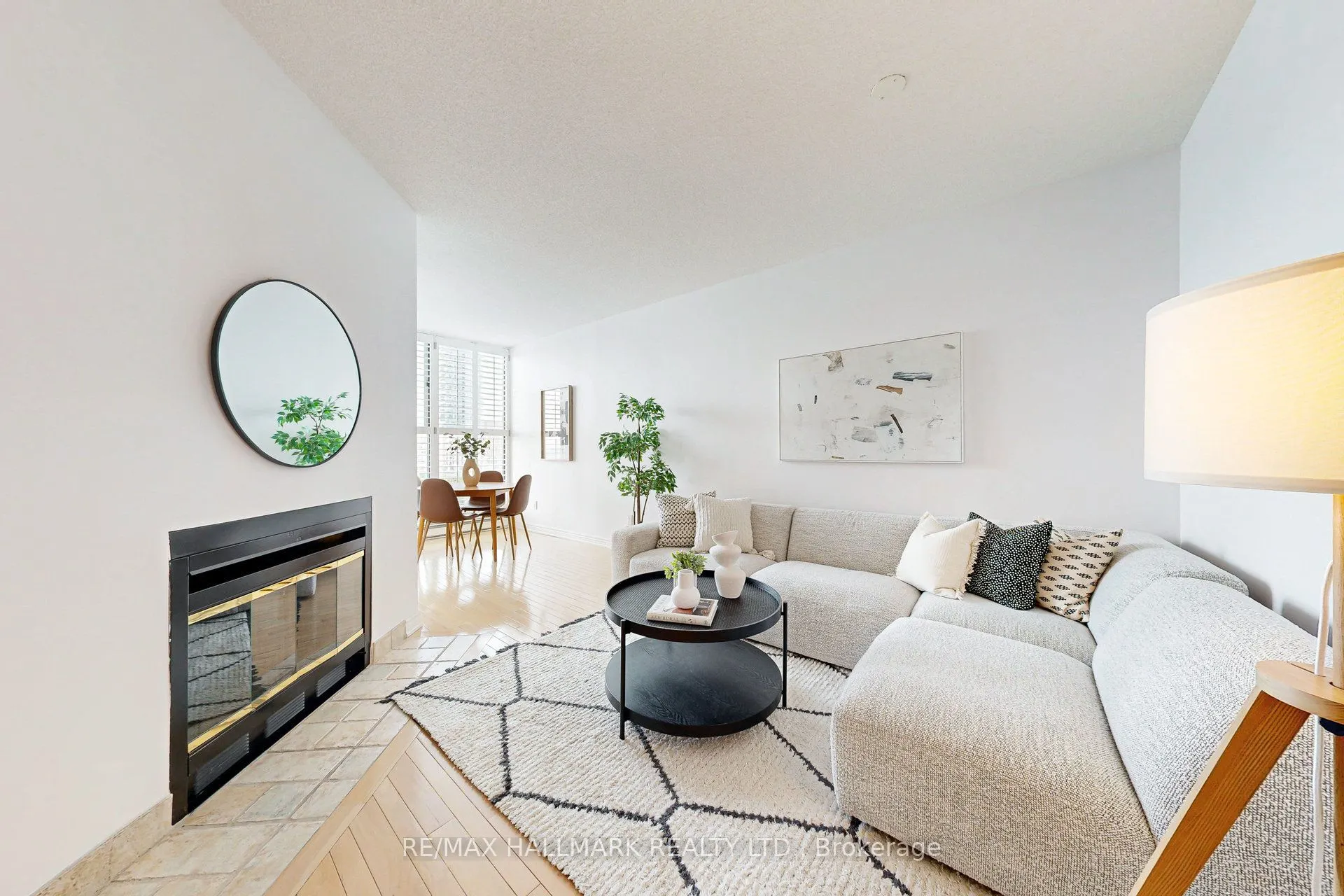 65 Scadding Avenue, #924