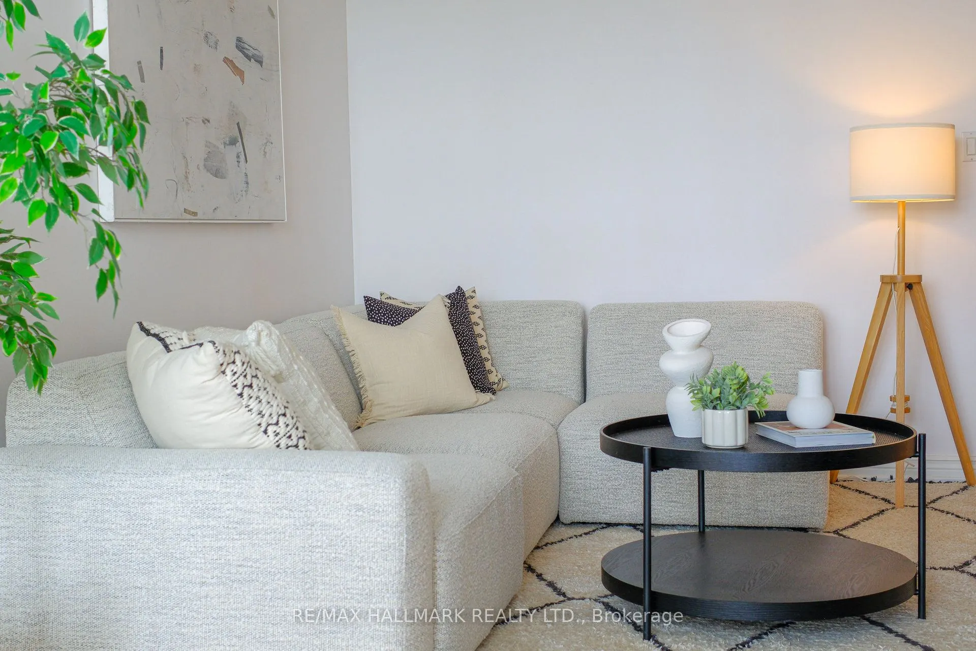65 Scadding Avenue, #924