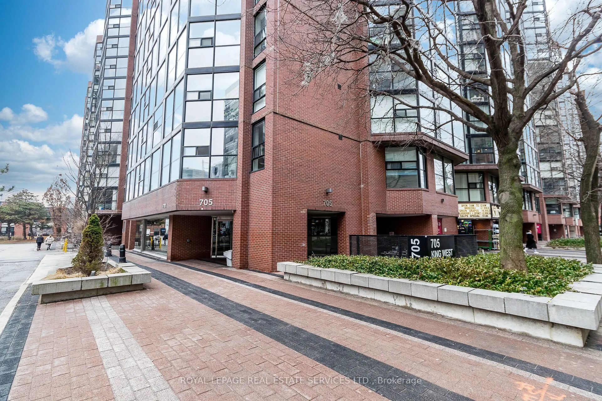 705 King Street W, #1614