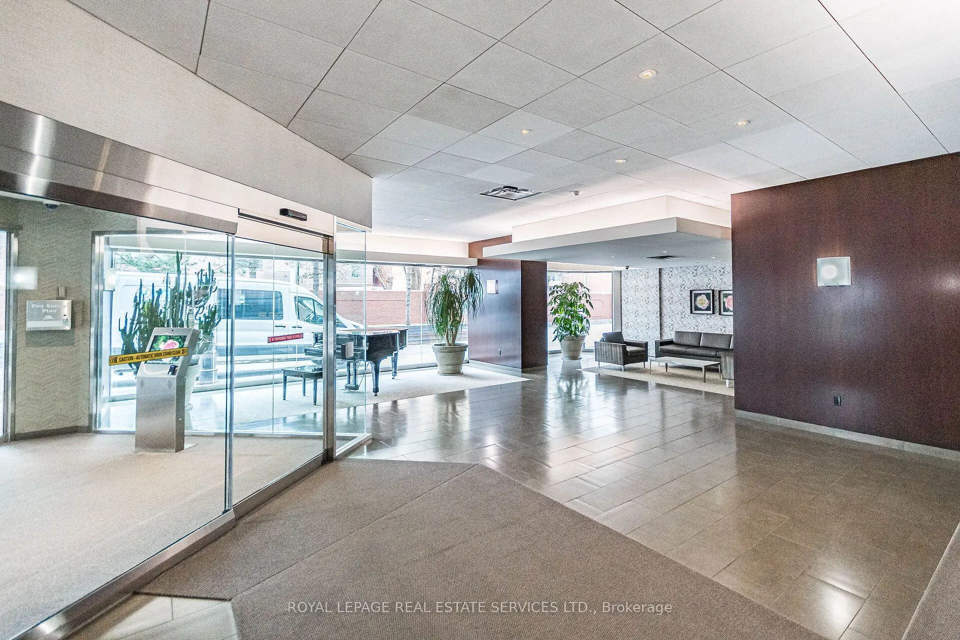 705 King Street W, #1614