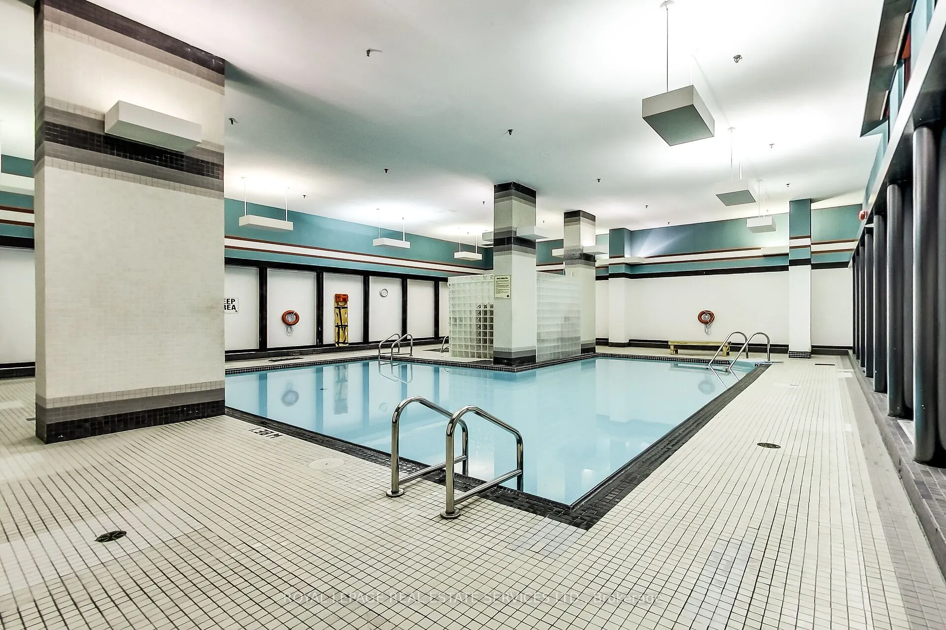 705 King Street W, #1614