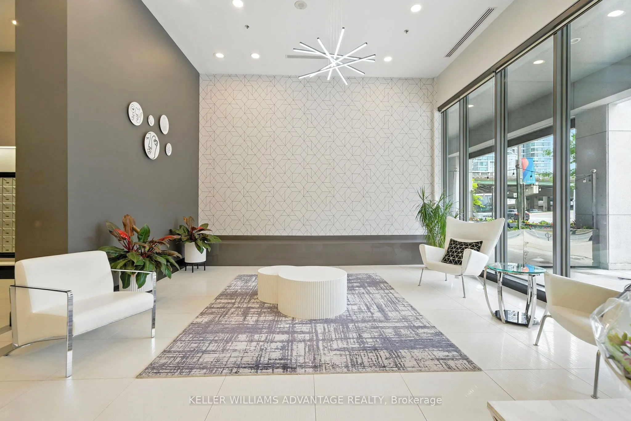 25 Lower Simcoe Street, #301
