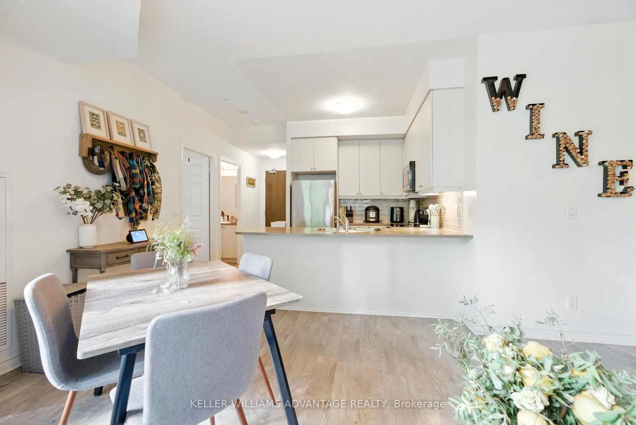 25 Lower Simcoe Street, #301