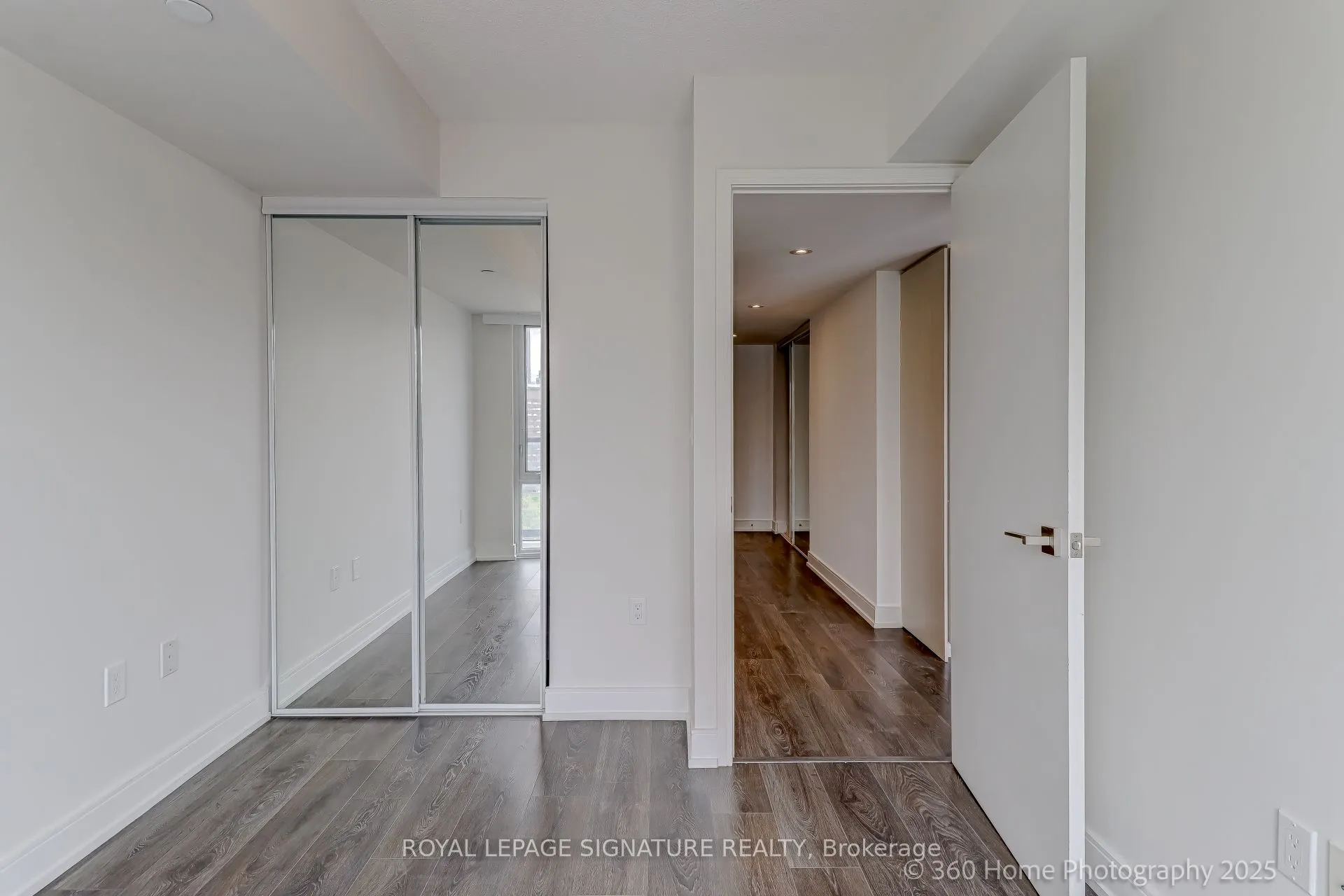 89 McGill Street, #1411