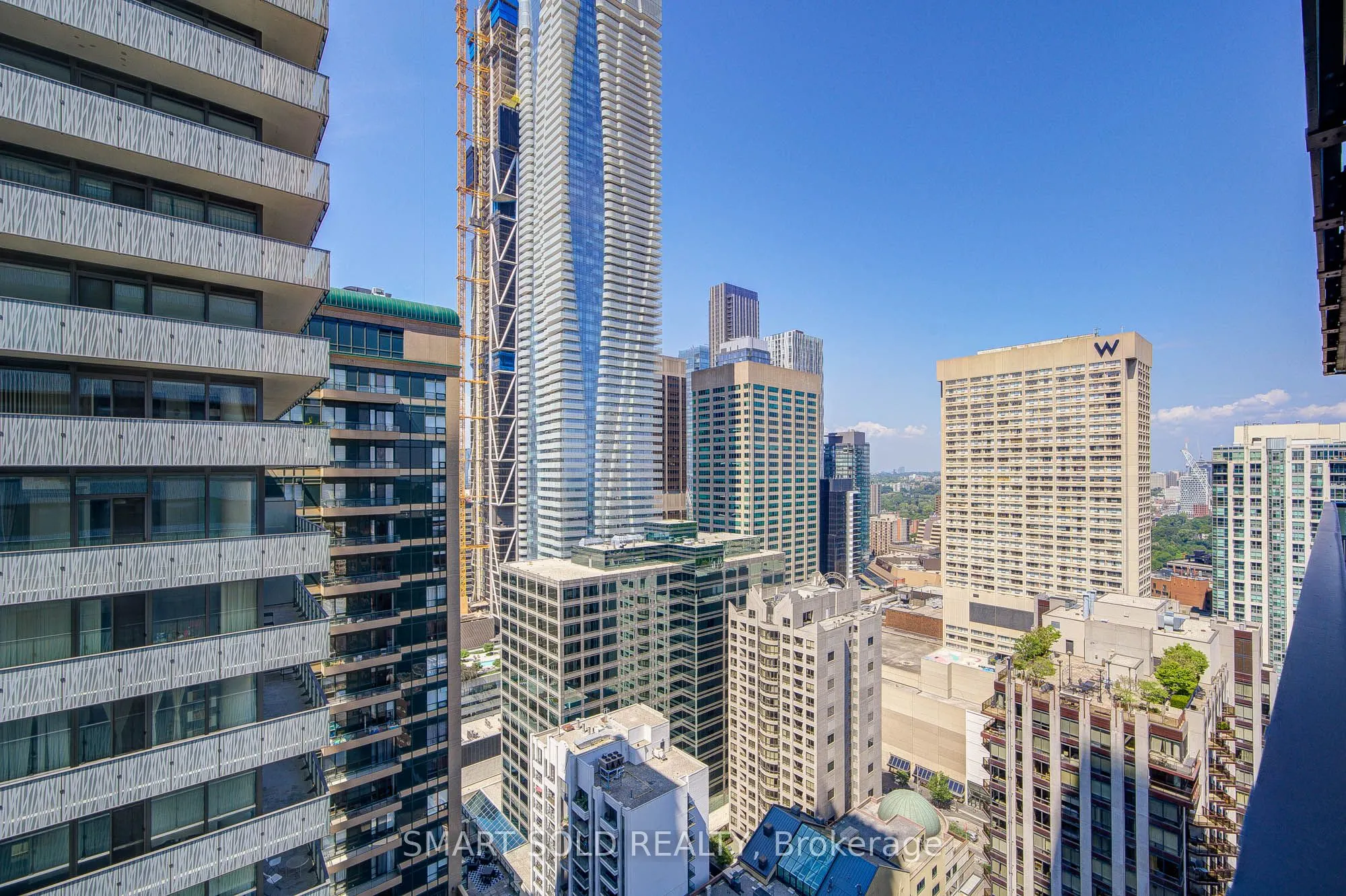 50 Charles Street E, #2909