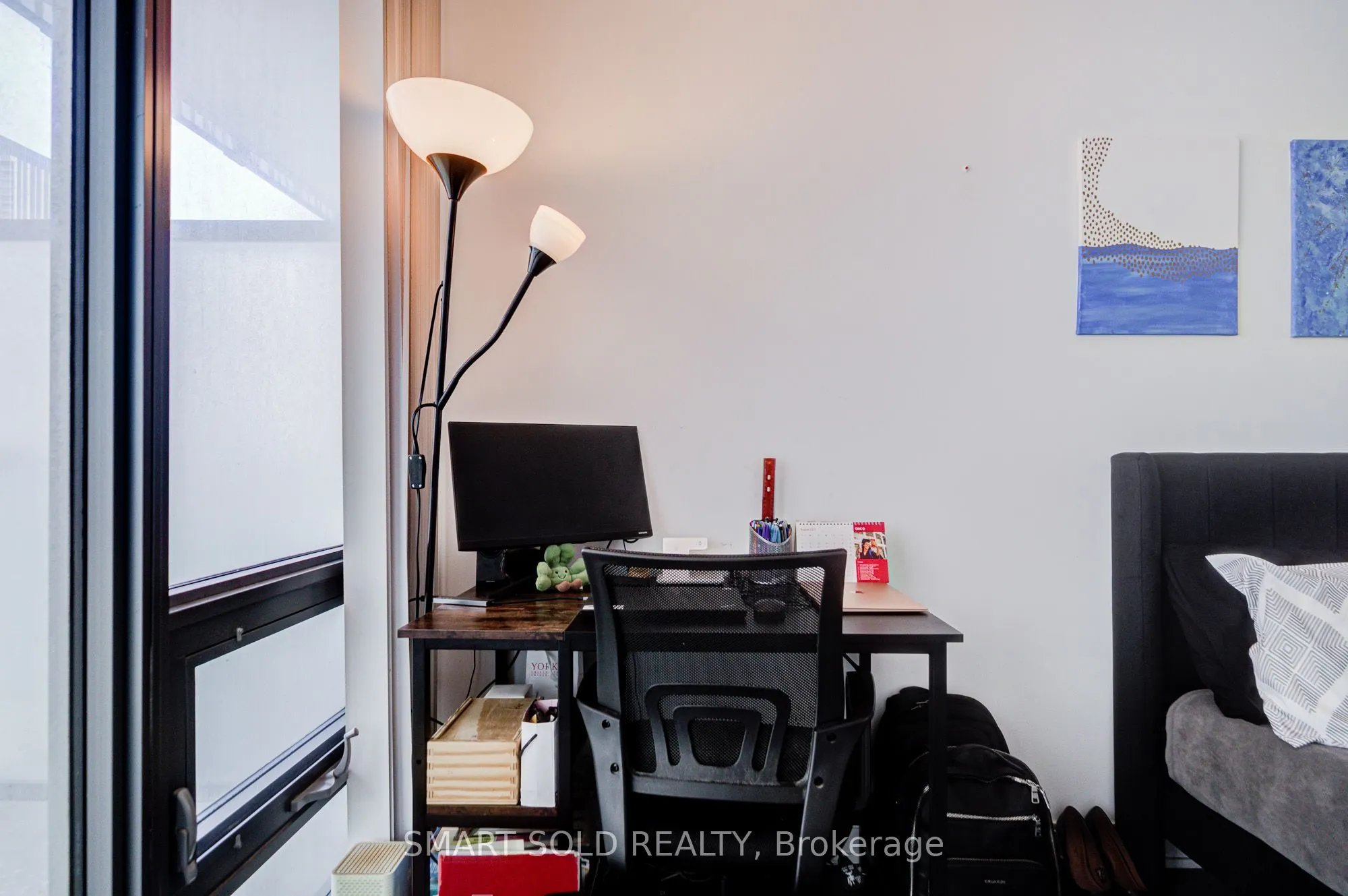 50 Charles Street E, #2909