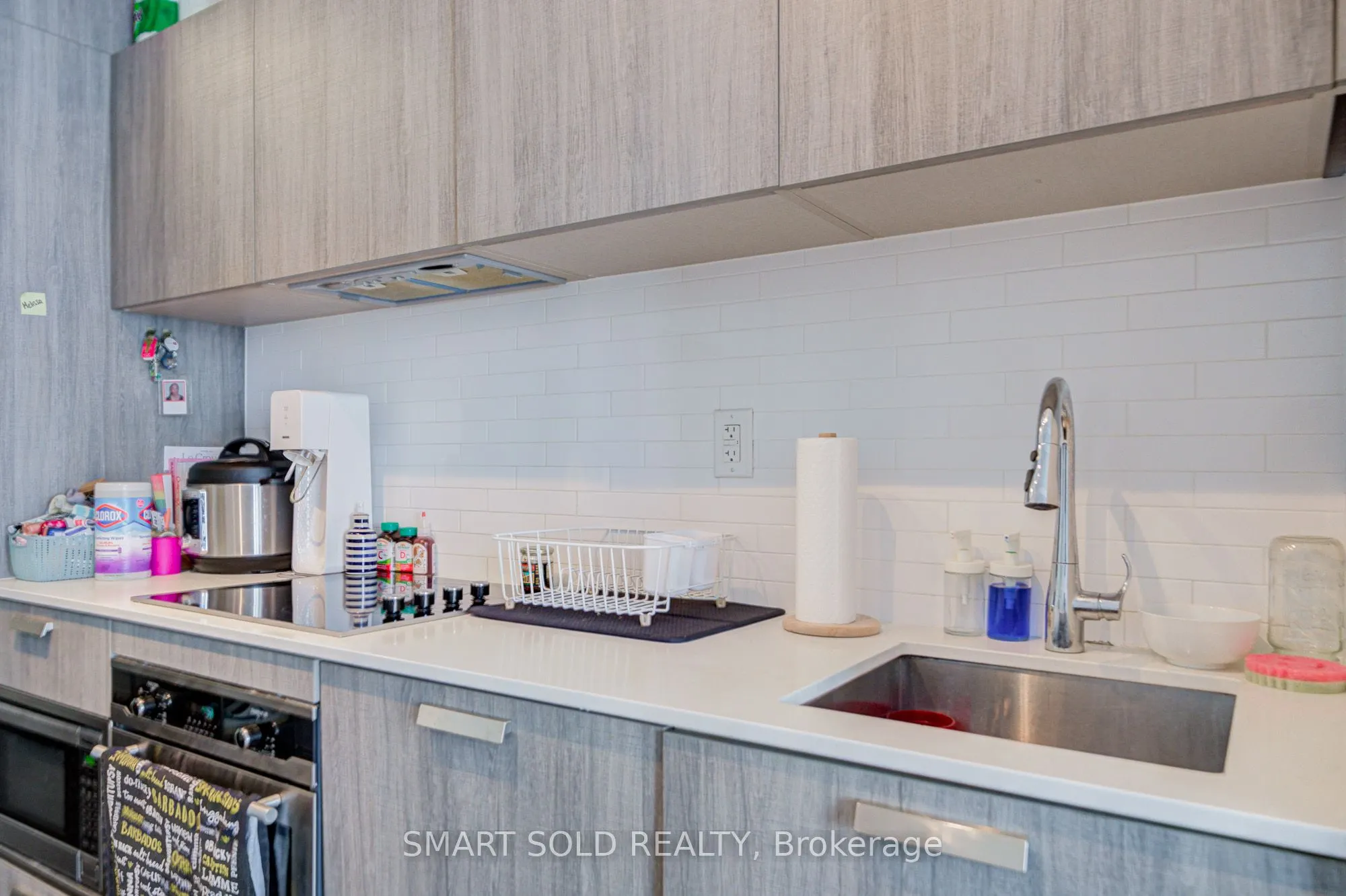 50 Charles Street E, #2909