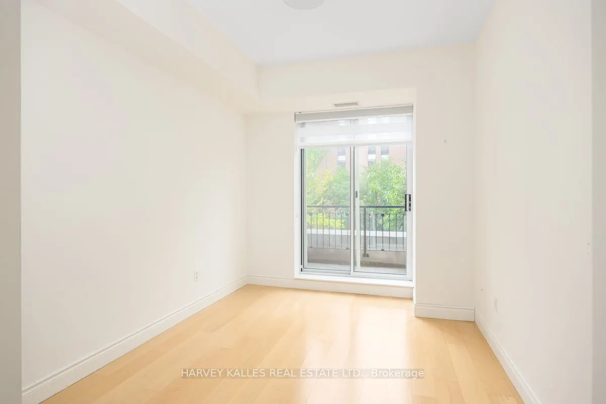 77 McMurrich Street, #302