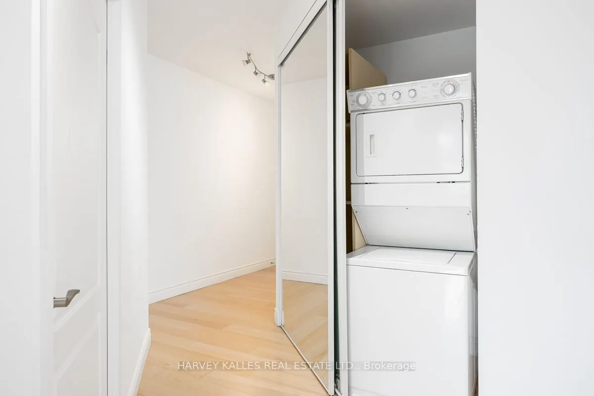 77 McMurrich Street, #302