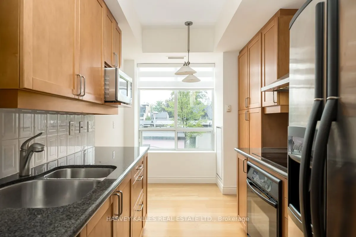 77 McMurrich Street, #302