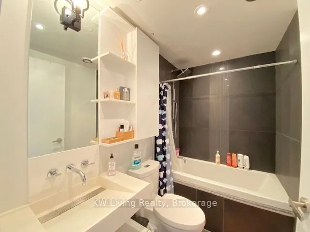 5 St Joseph Street, #3806