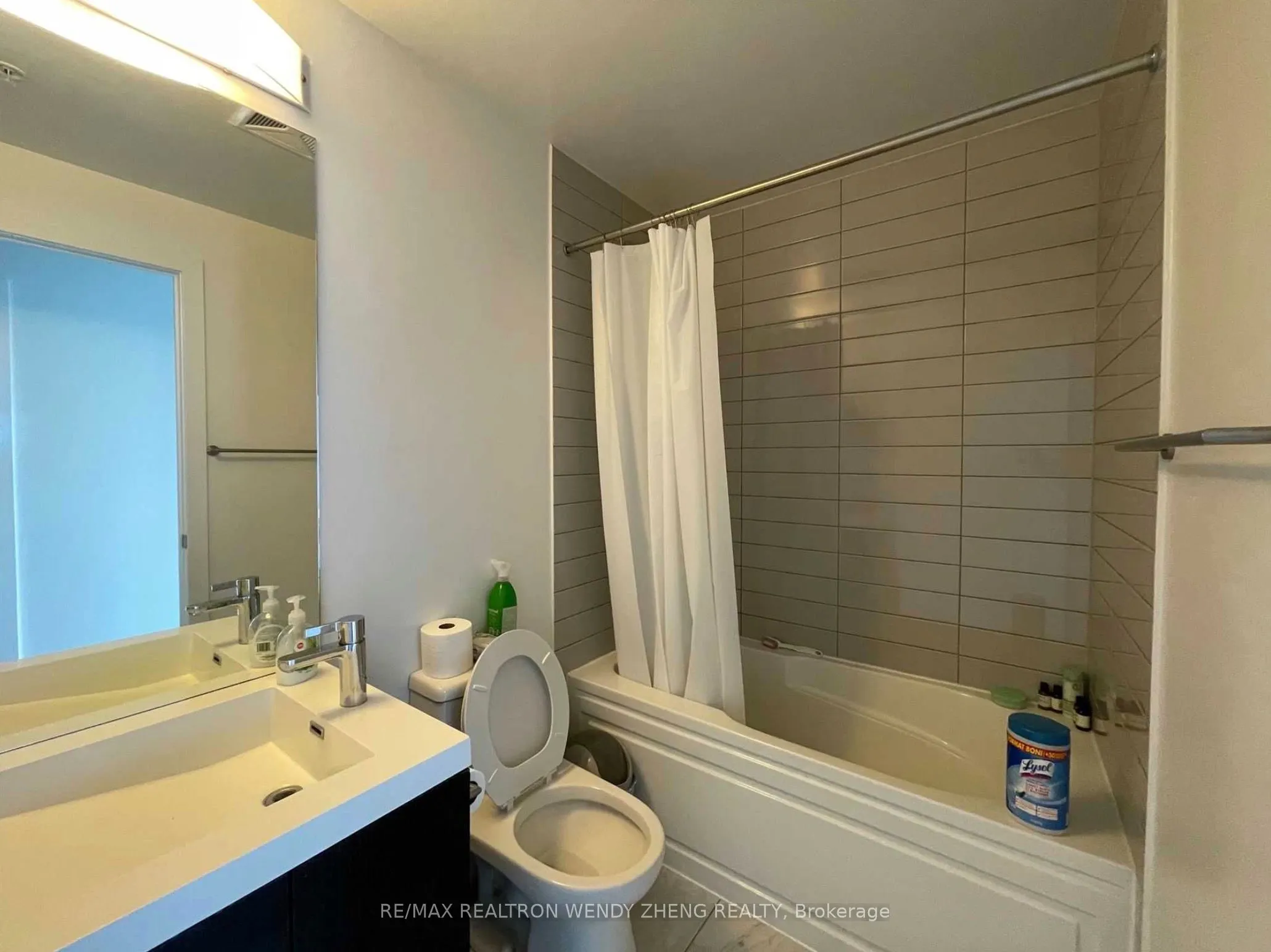 199 Richmond Street W, #2602